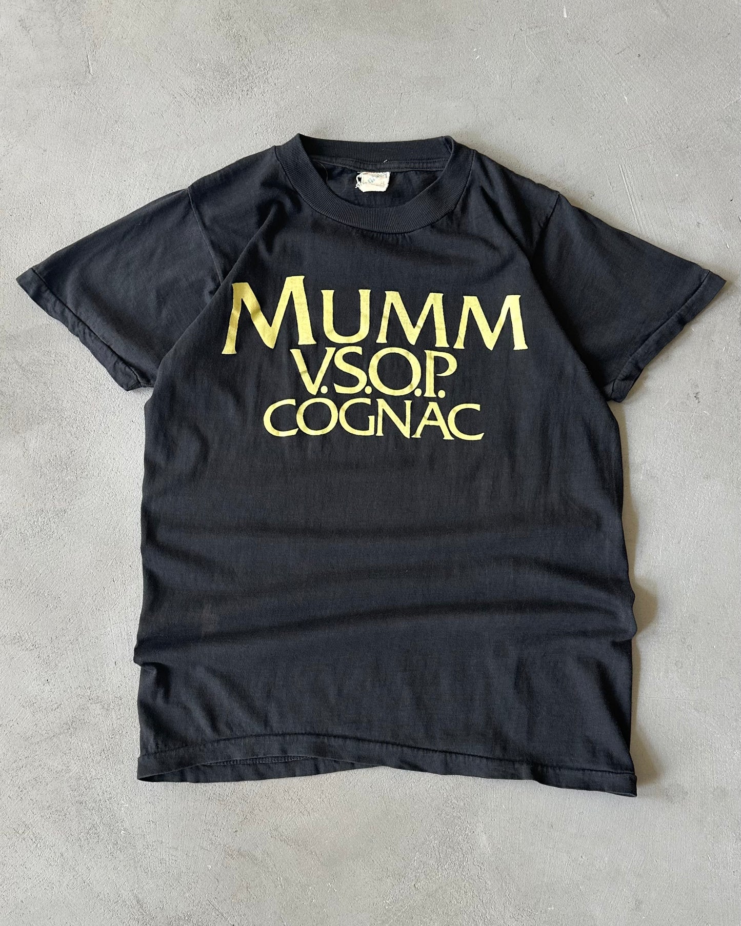 1980s - Black MUMM V.S.O.P Cognac T-Shirt - M
