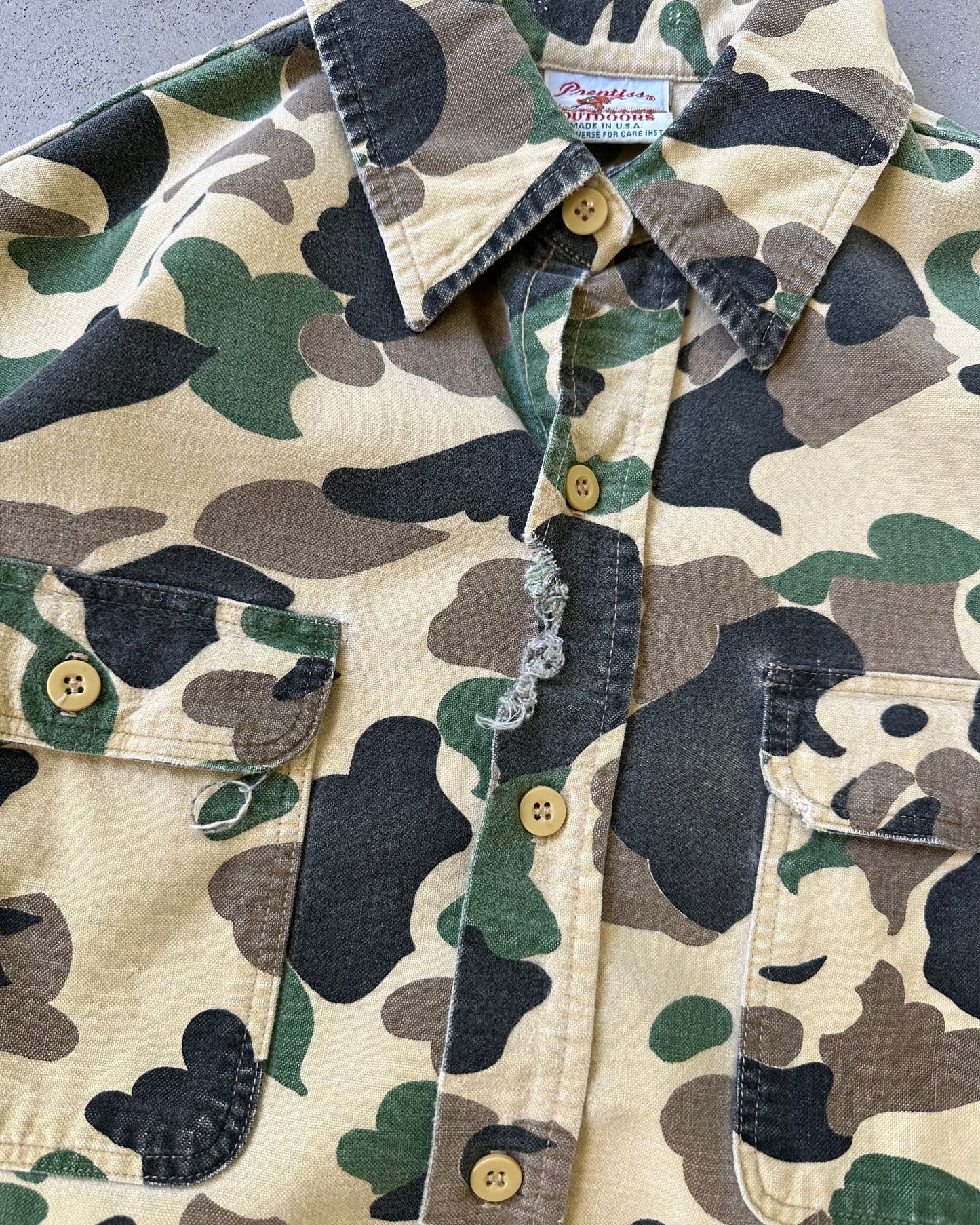 1990s - Distressed Camo Prentiss Shirt - L
