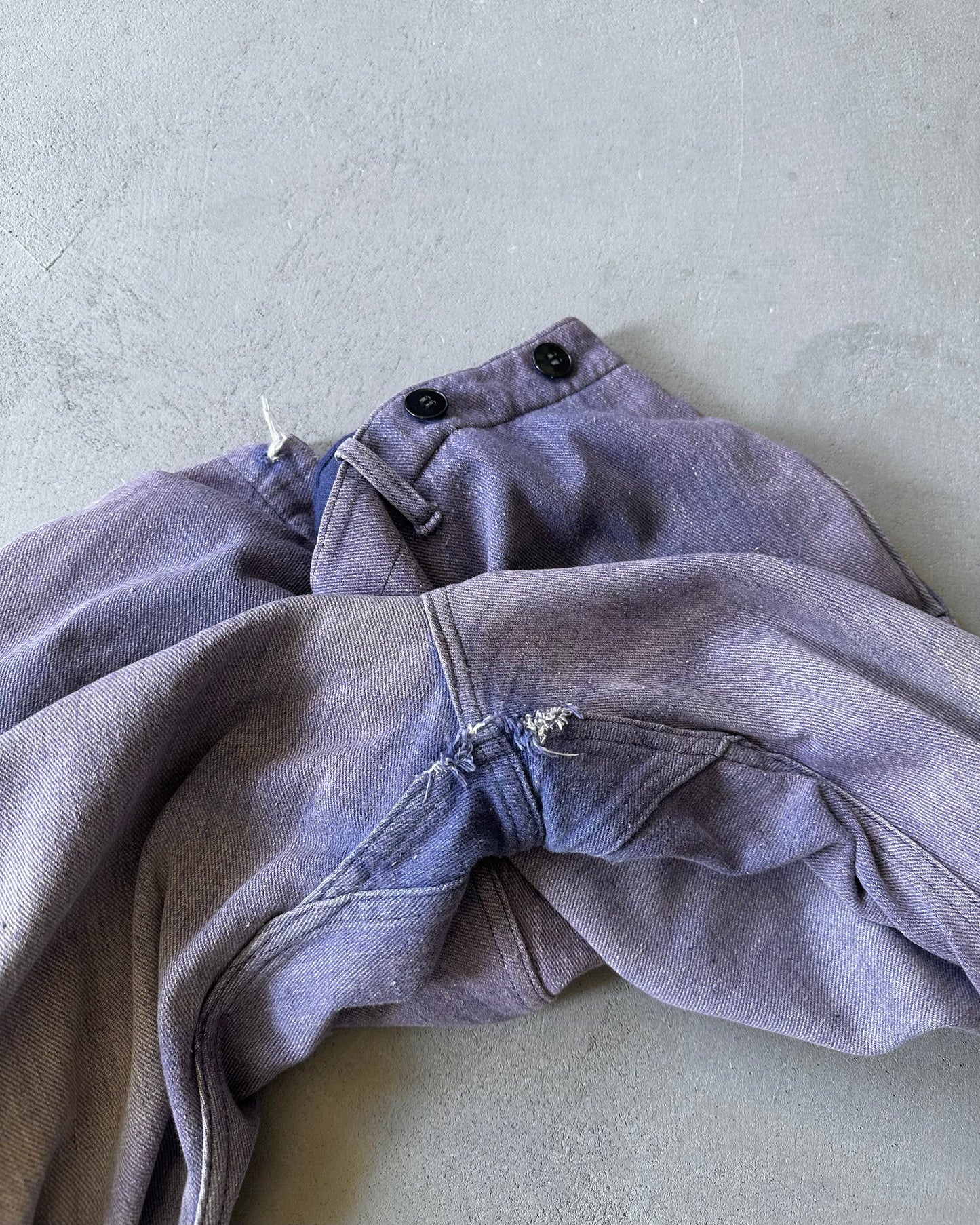 Années 1970 - Pantalon de travail Euro violet délavé - 38x28