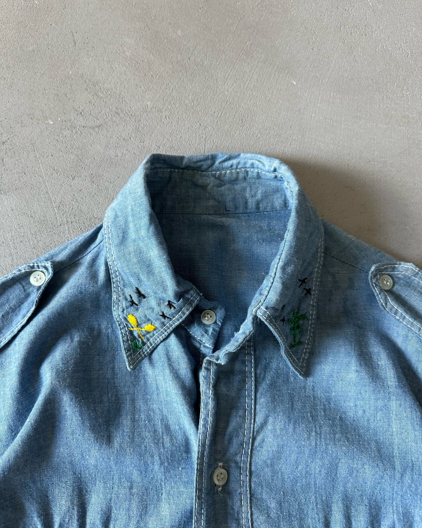 1970s - Blue Embroidered Chambray Shirt - L