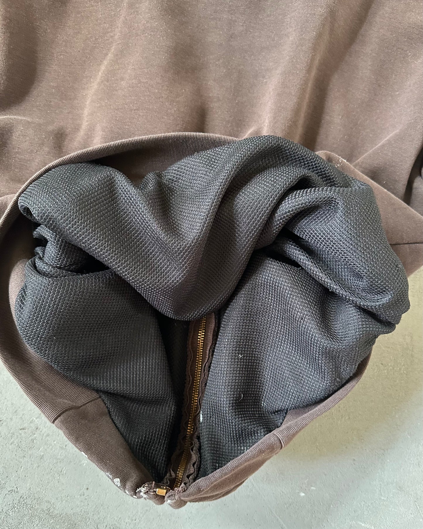 2000s - Distressed Brown Carhartt Thermal Zip Up Hoodie - L