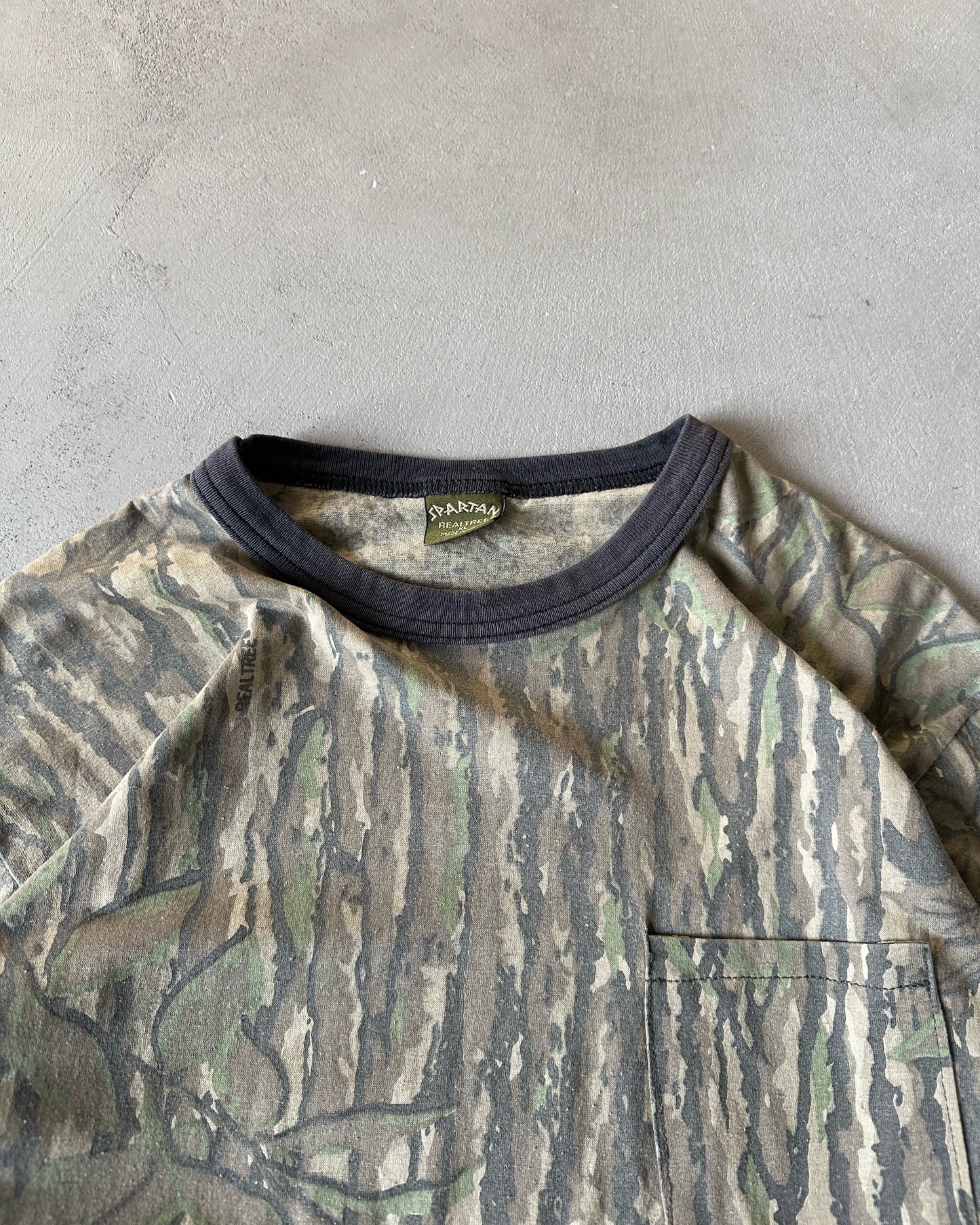 1990s - Distressed Camo Longsleeve - S