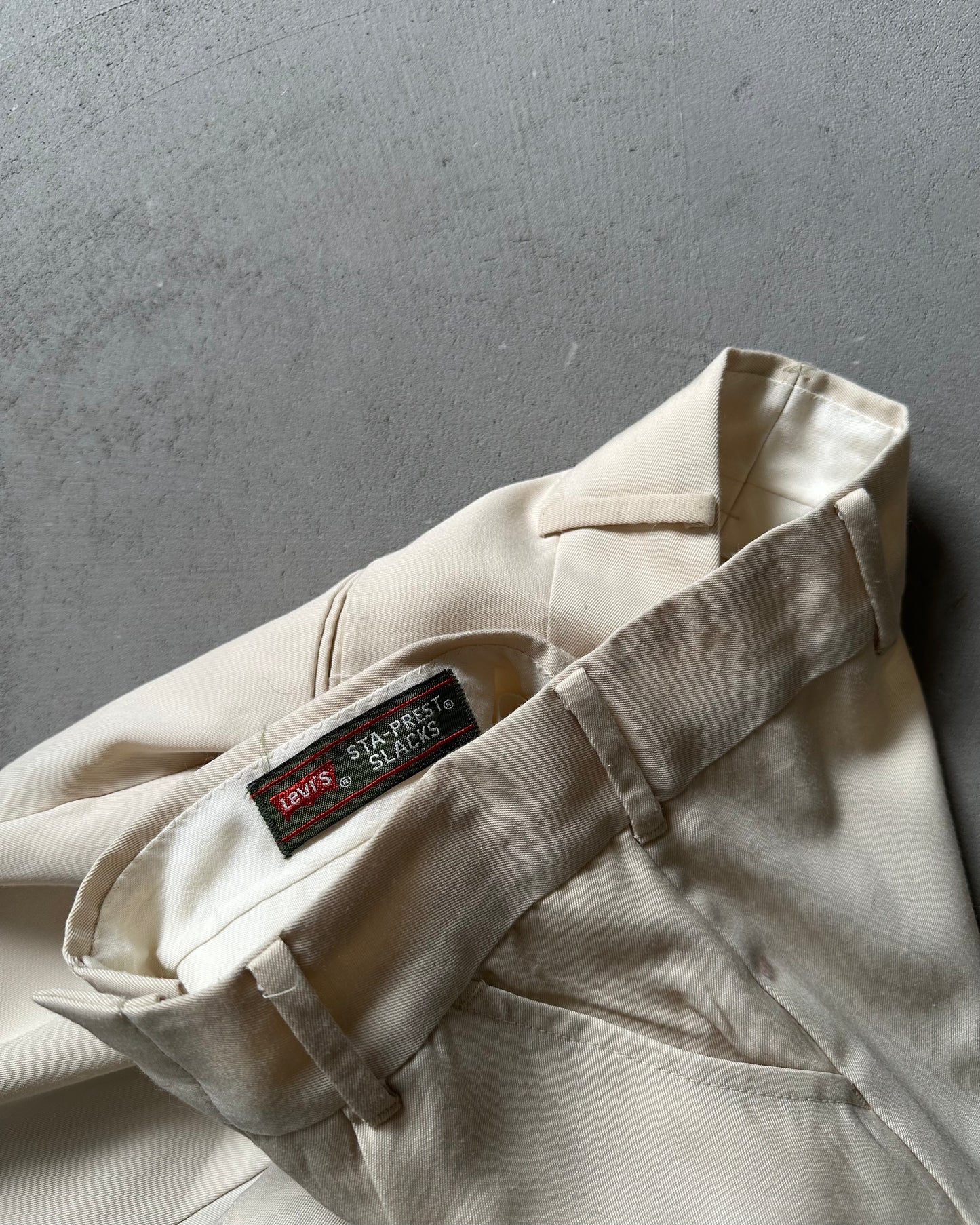 Années 70 - Pantalon Levi's plissé évasé crème - 28x31