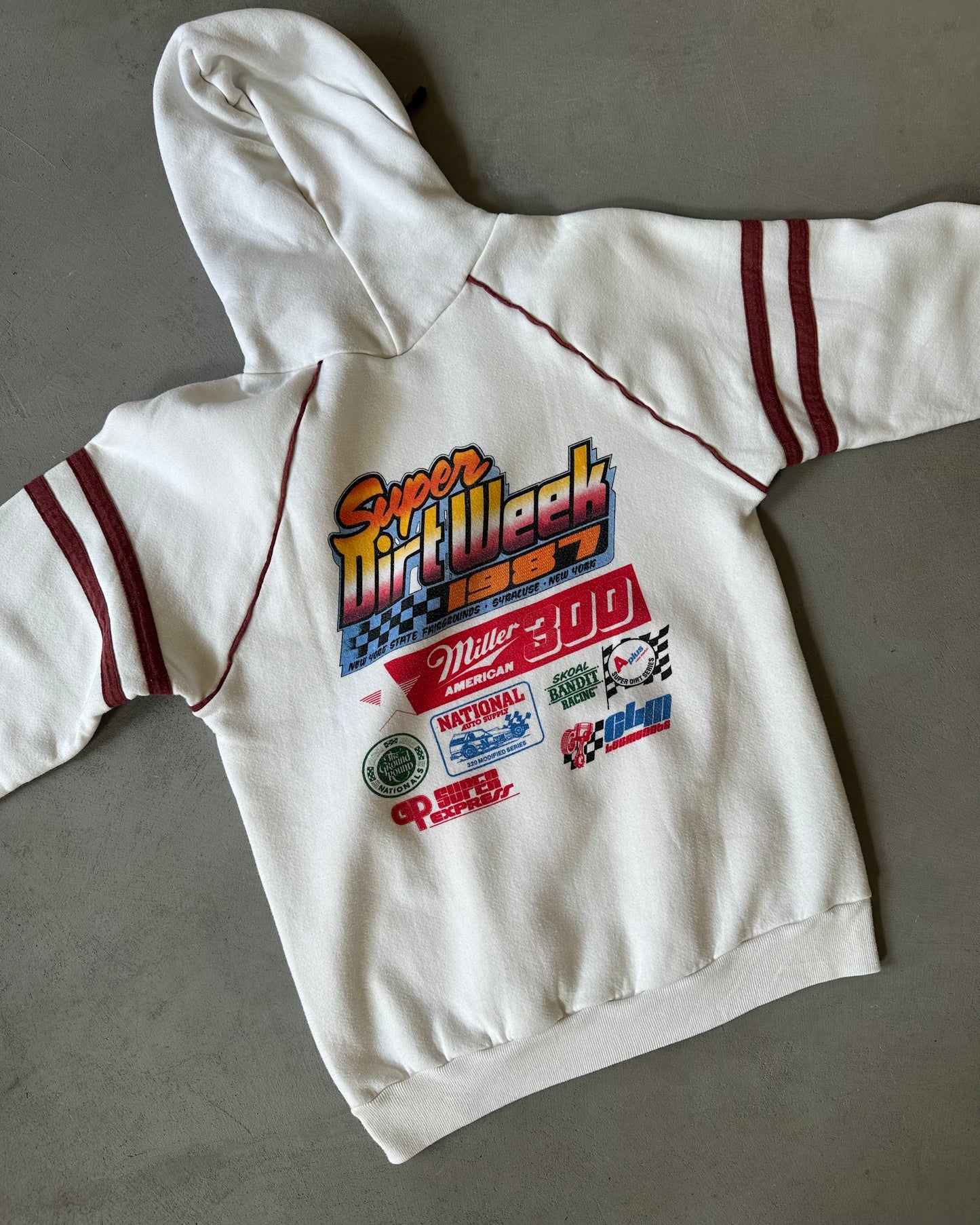 1980s - White/Red Dirt Week Hoodie - M