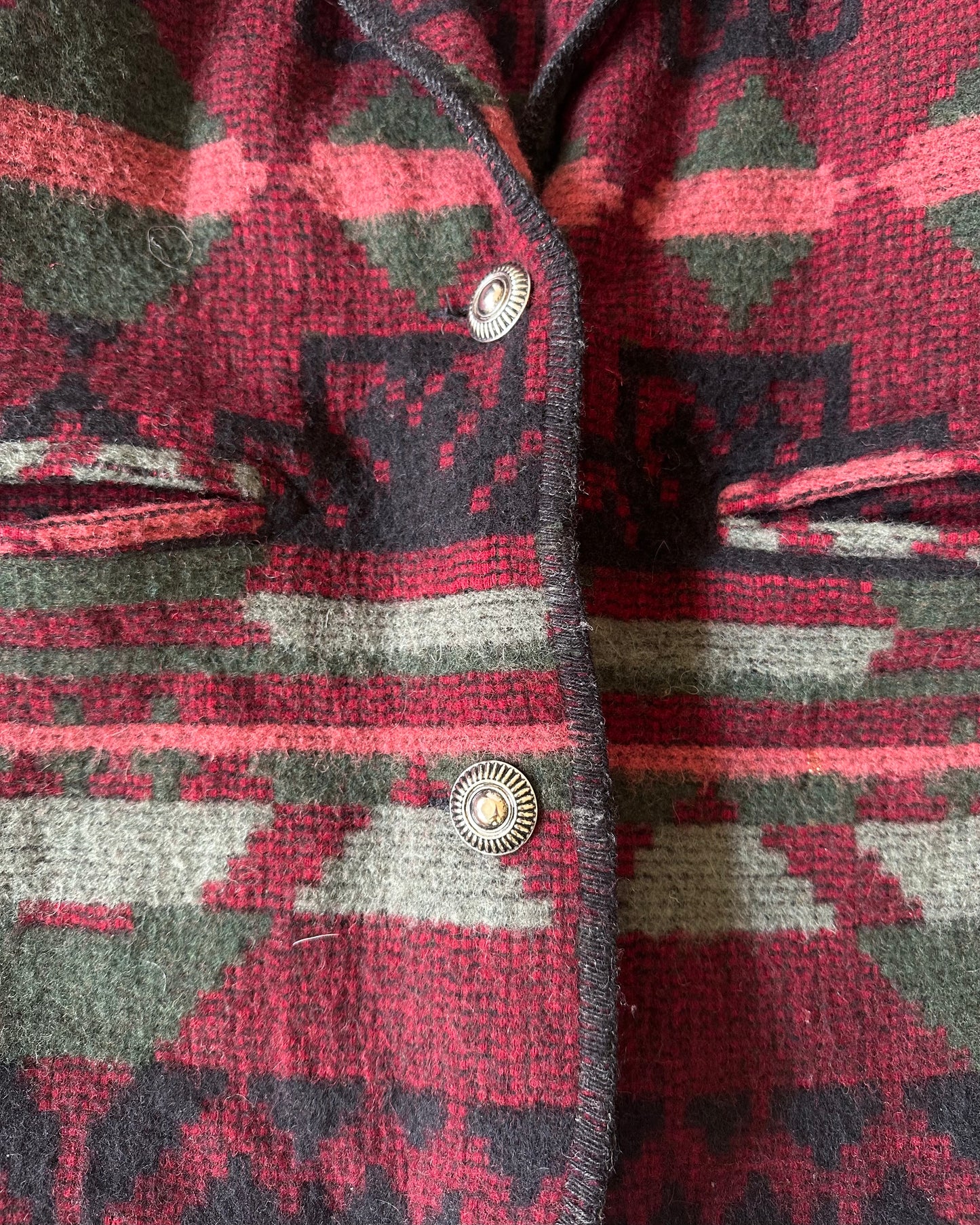 1990s - Burgundy/Green Eddie Bauer Aztec Jacket - (W)L