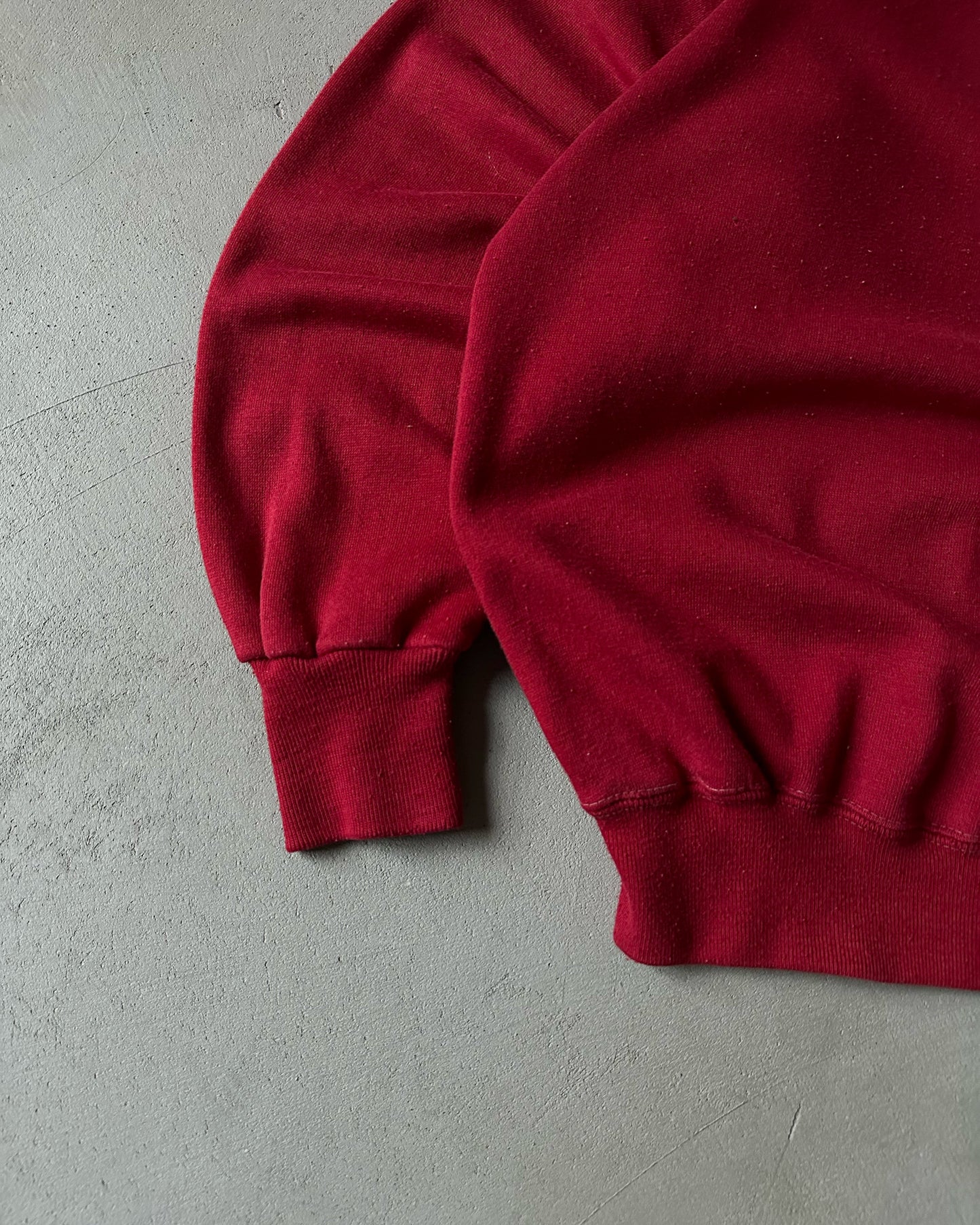 1970s - Red Raglan Crewneck - L