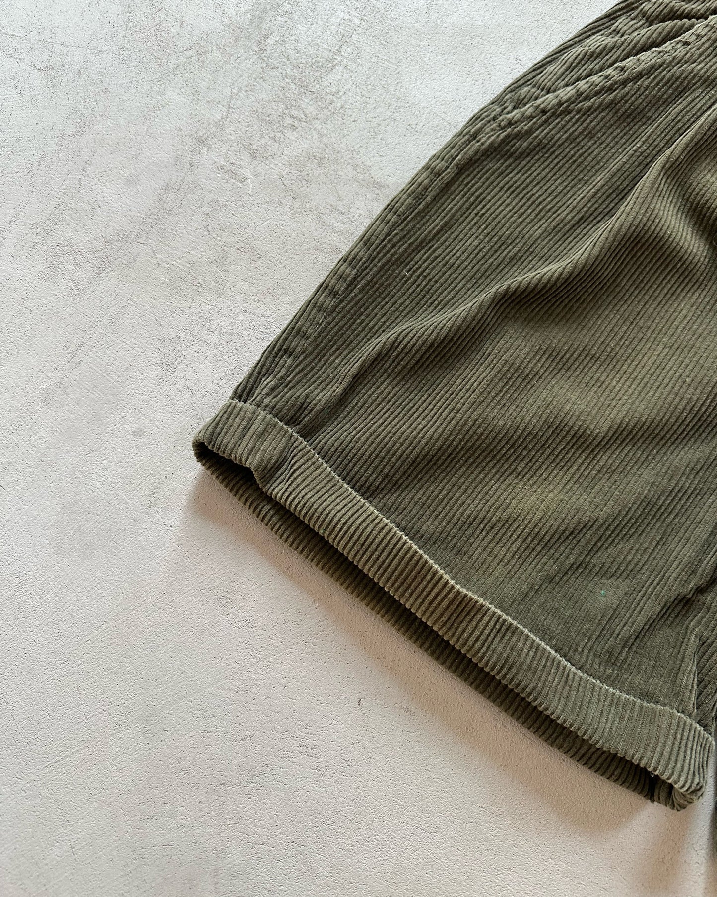 1990s - Forest Green Pleated Corduroy Women's Trousers - 31