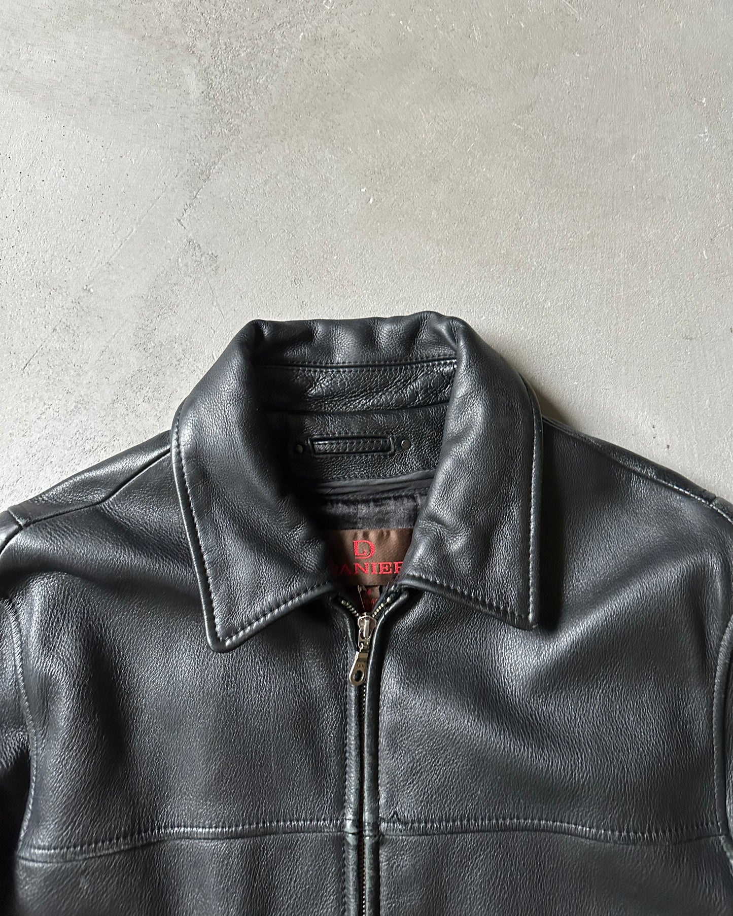 Années 2000 - Blouson en cuir noir - T. L