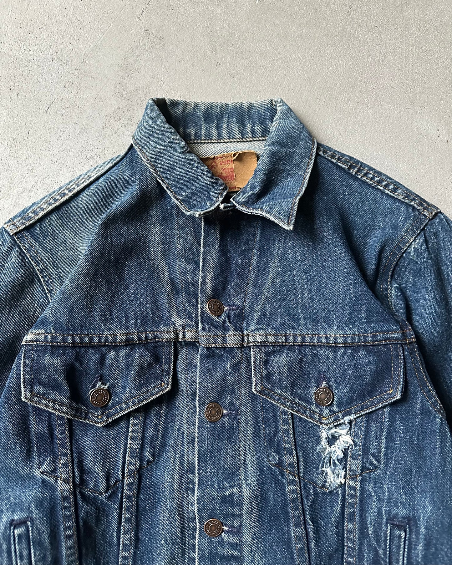 Années 80 - Blouson en jean GAP vieilli - T.S.