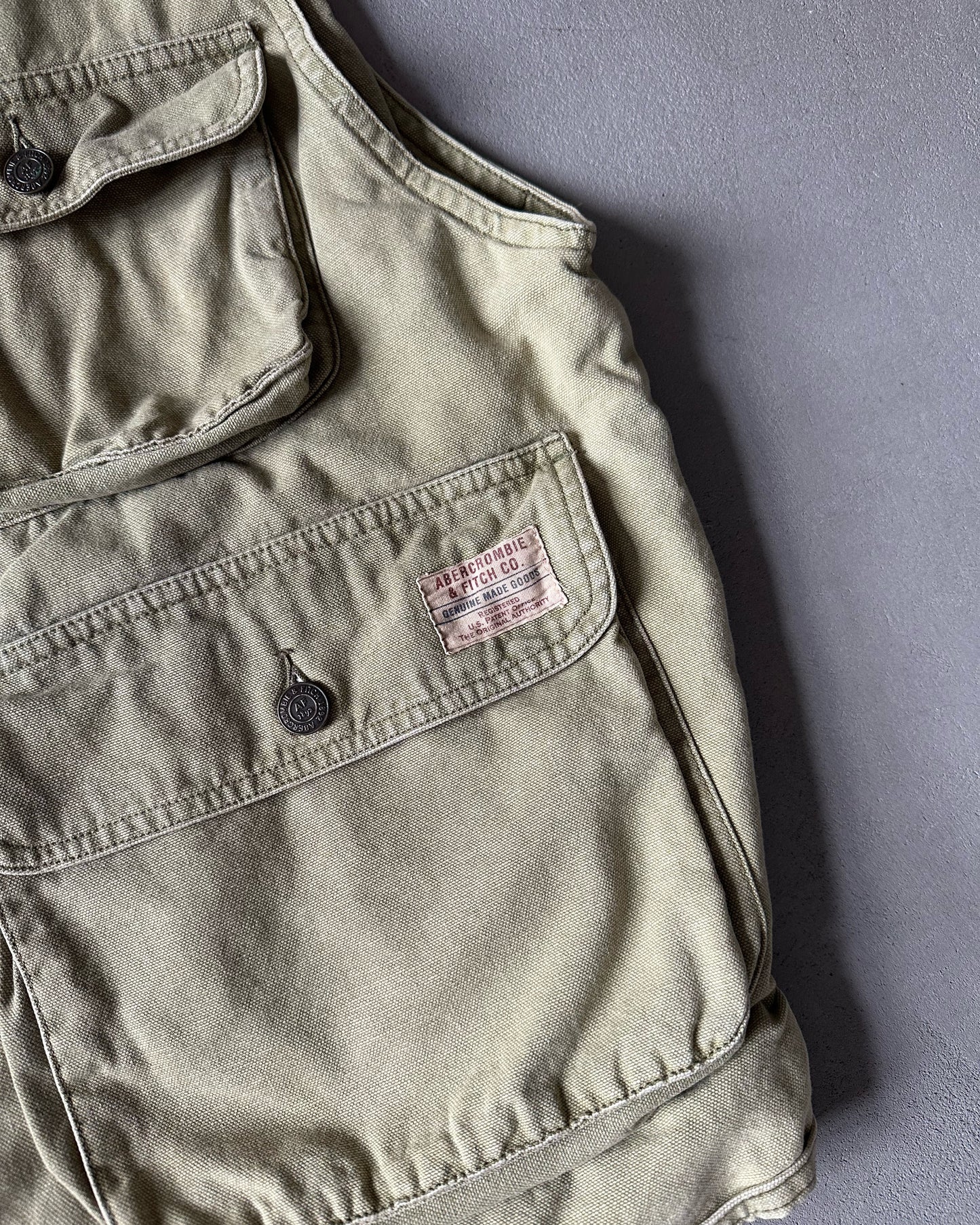 1990s - Sage Green Abercrombie Hunting Vest - M