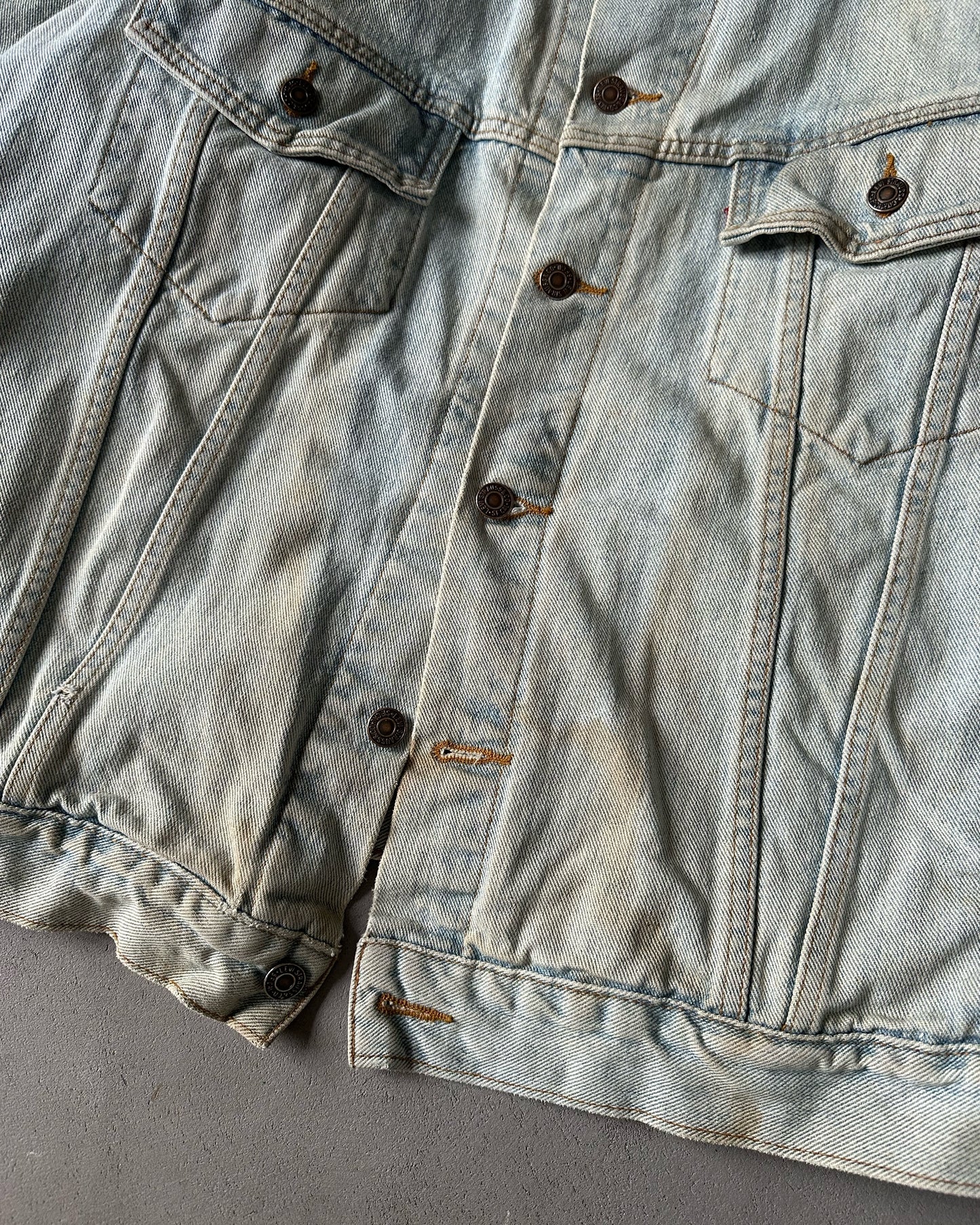 1990s - Distressed Levi's Type III Jeans Jacket - XL