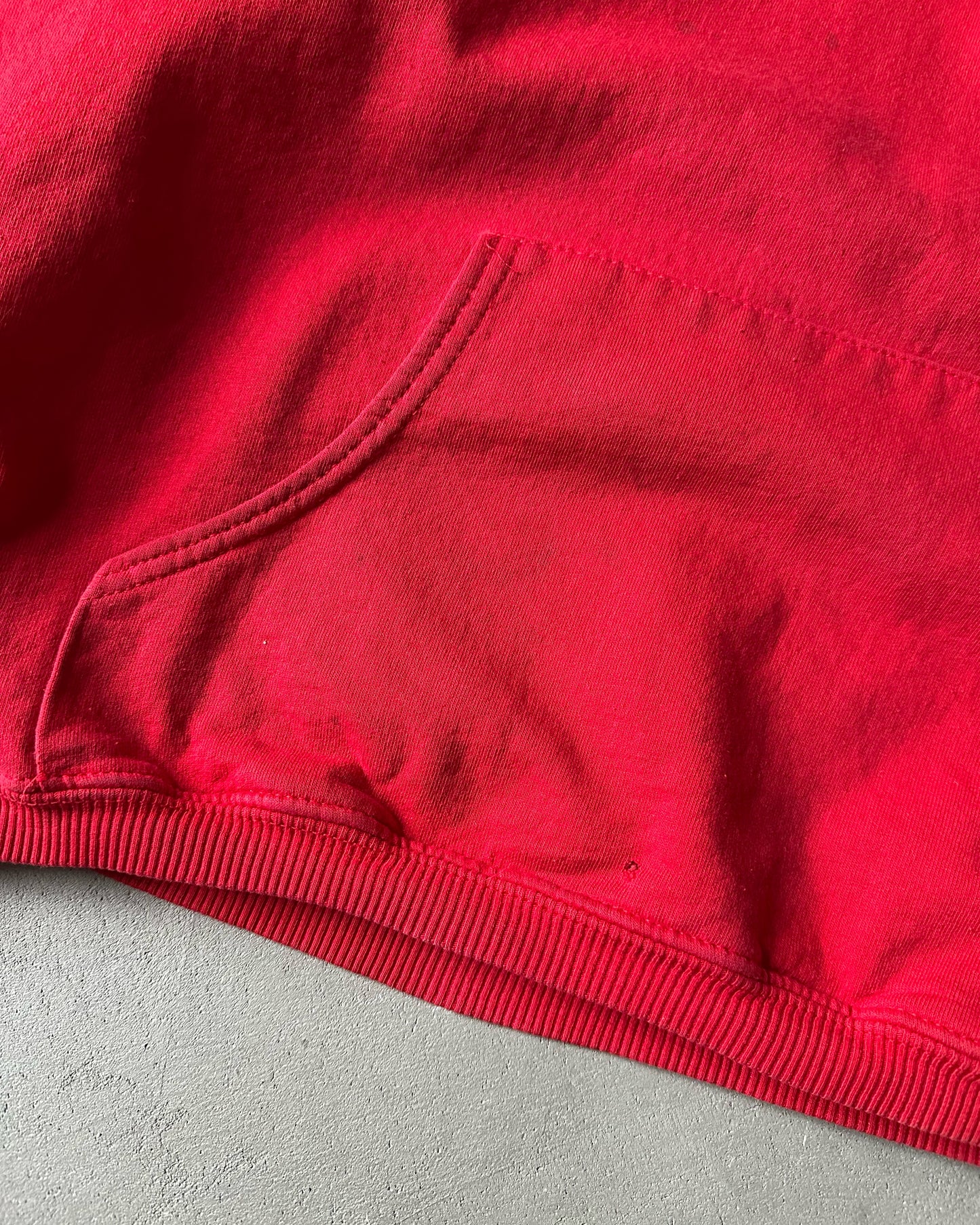 1990s - Distressed Red Marlboro Cropped Hoodie - M