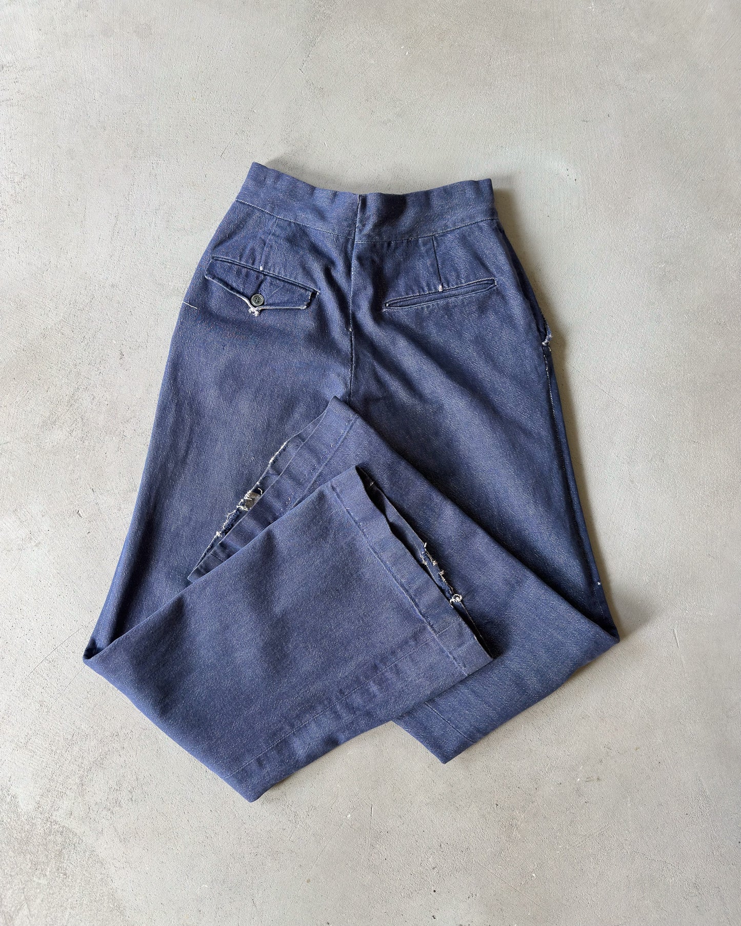 1970s - Distressed Denim Pleated Flare Jeans - 24x30