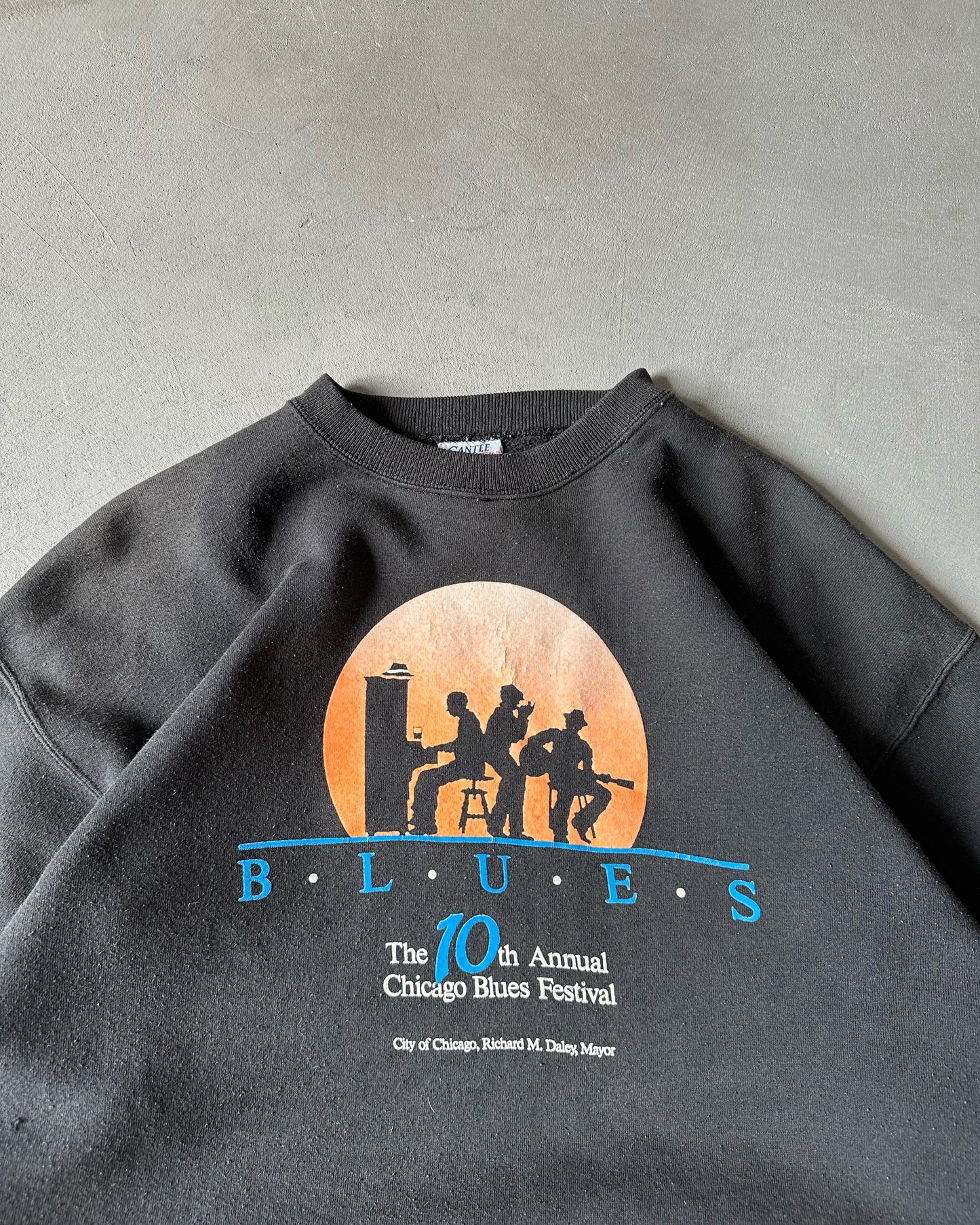 1990s - Distressed Black Blues Festival Crewneck - XL