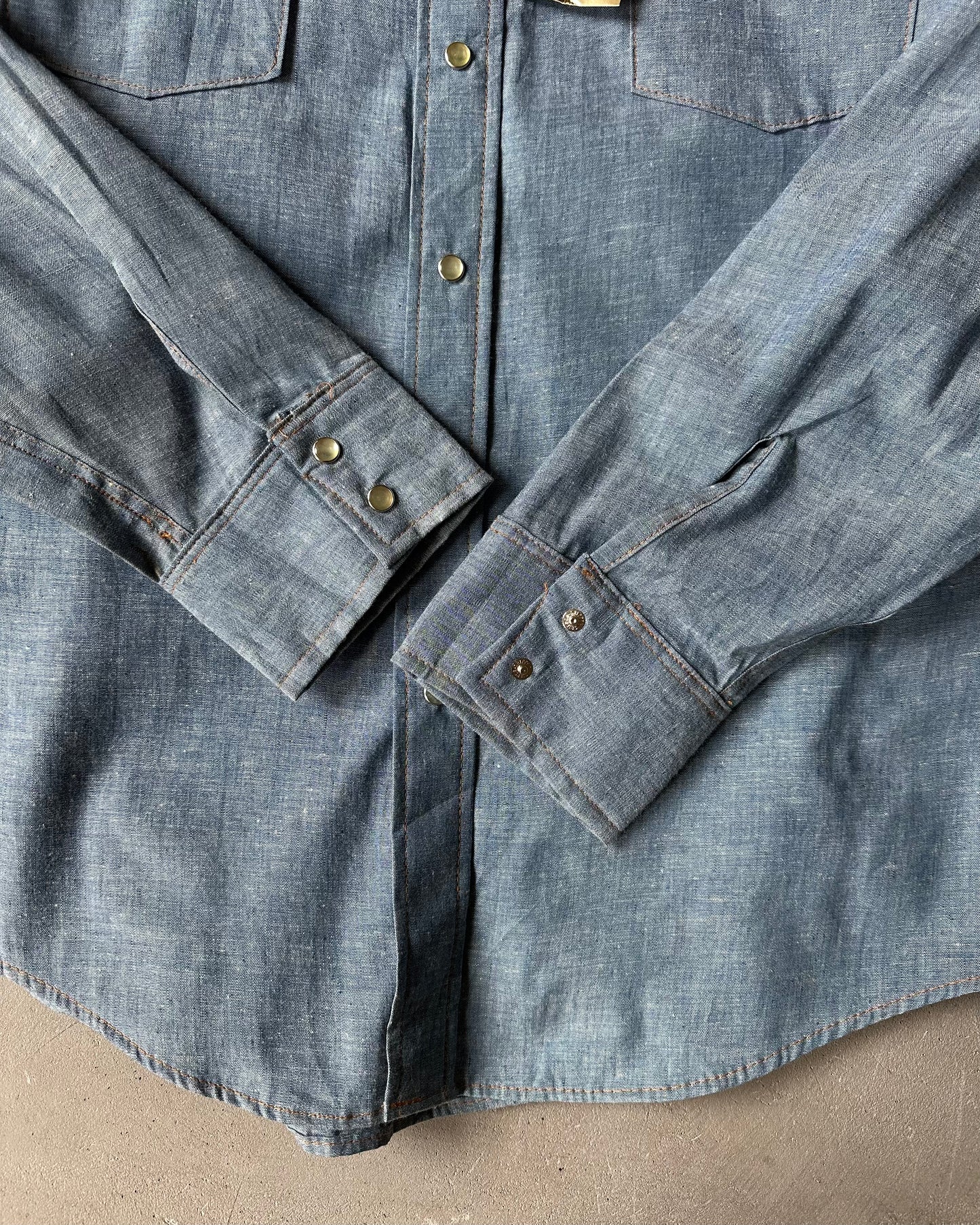1970s - DSWT The Guys Chambray Shirt - L
