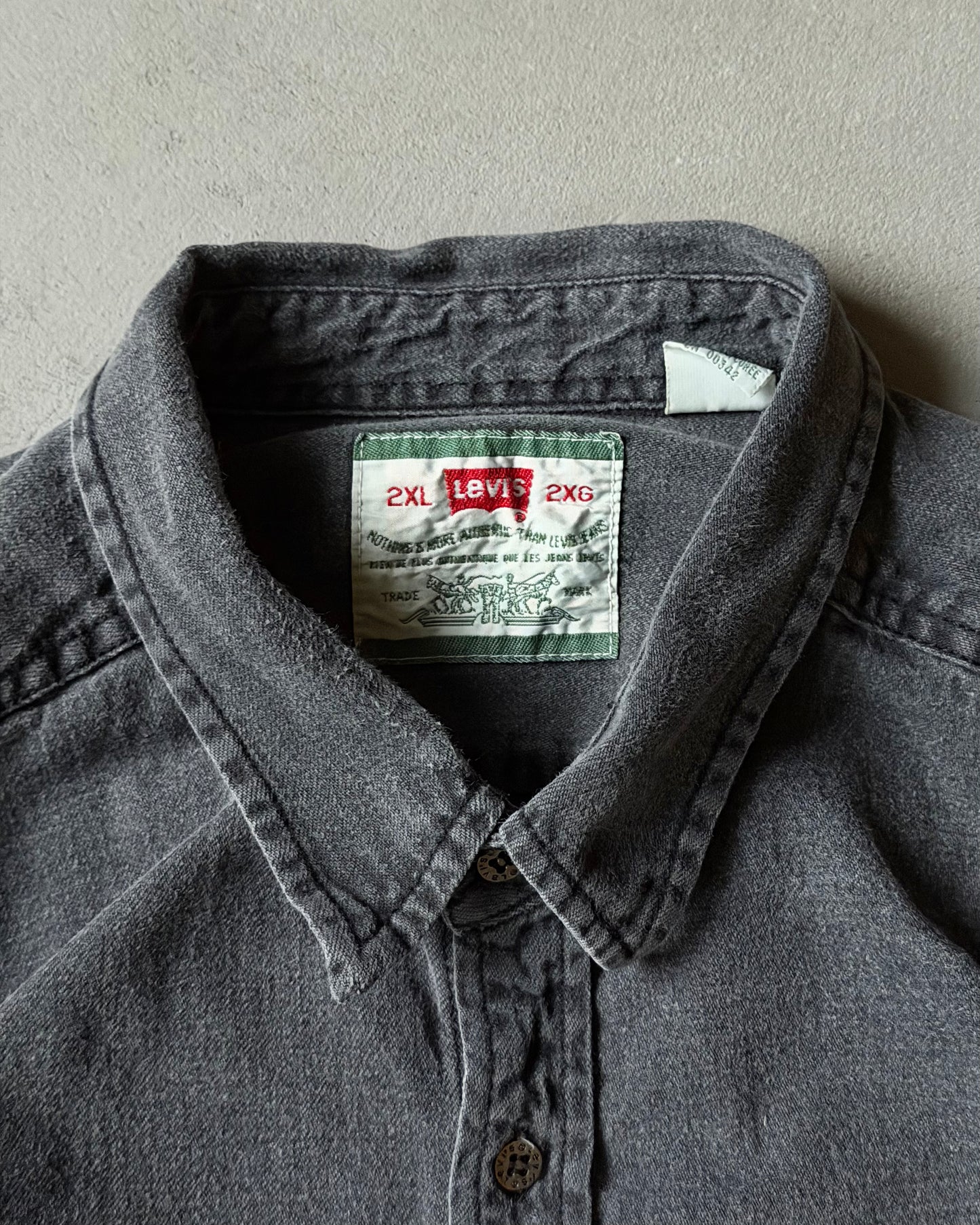1990s - Faded Black Levi’s Shirt - XXL