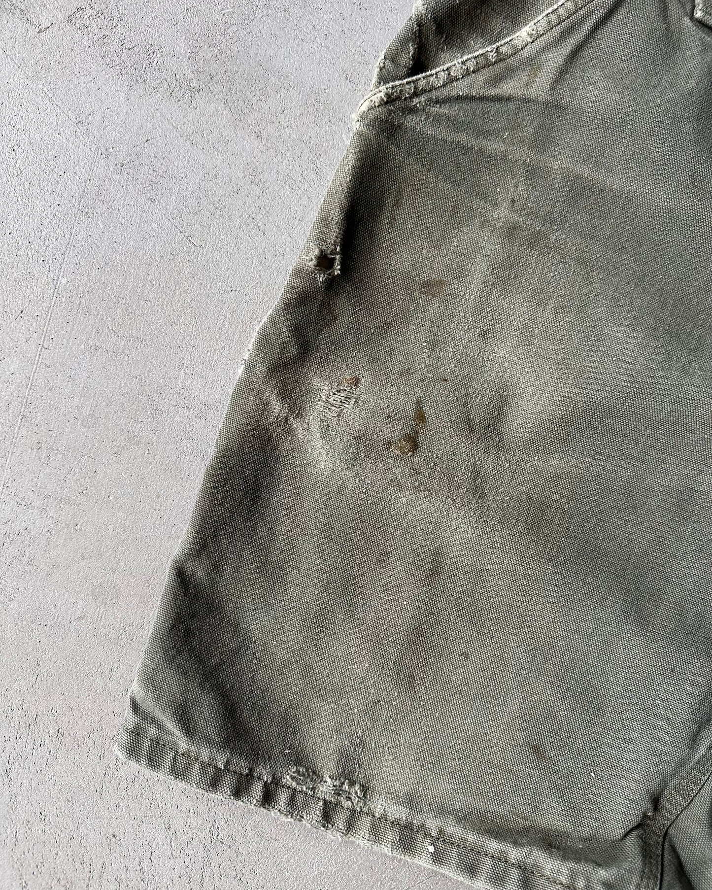 2000s - Distressed Green Carhartt Shorts - 33