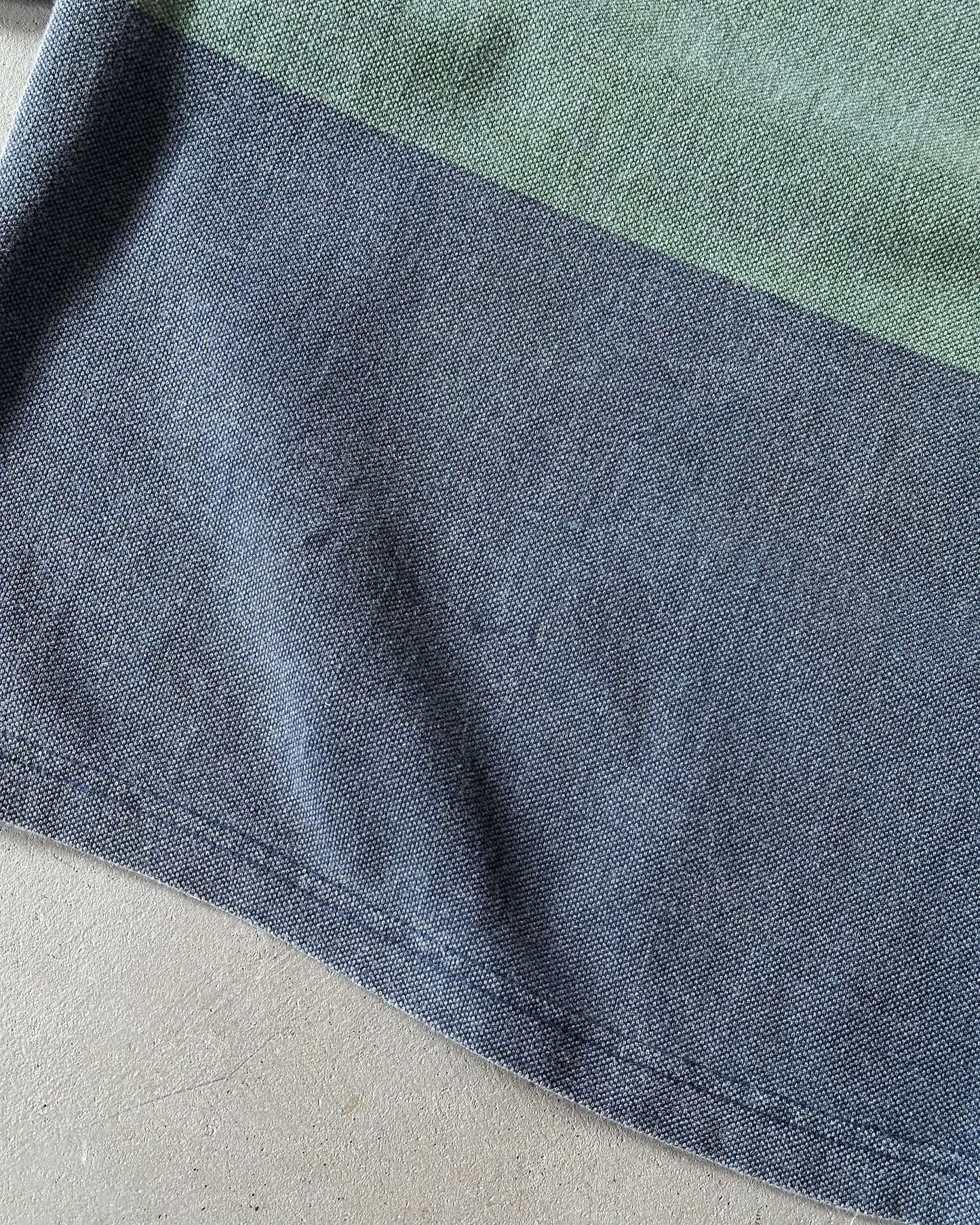 2000s - Green/Purple American Eagle Cropped Polo - L
