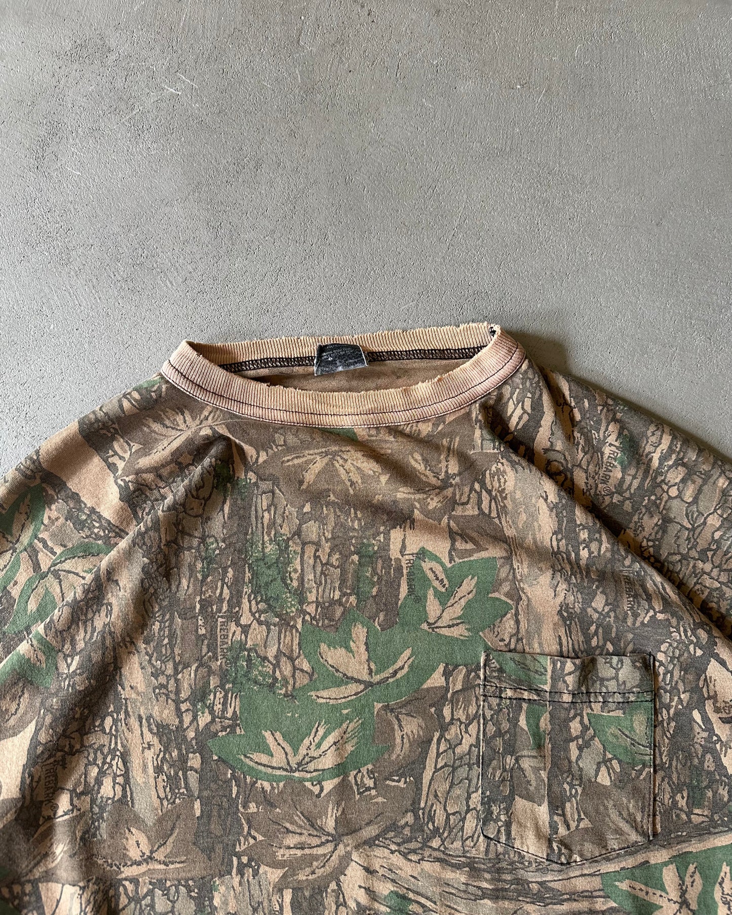 1990s - Distressed Camo Longsleeve - XL