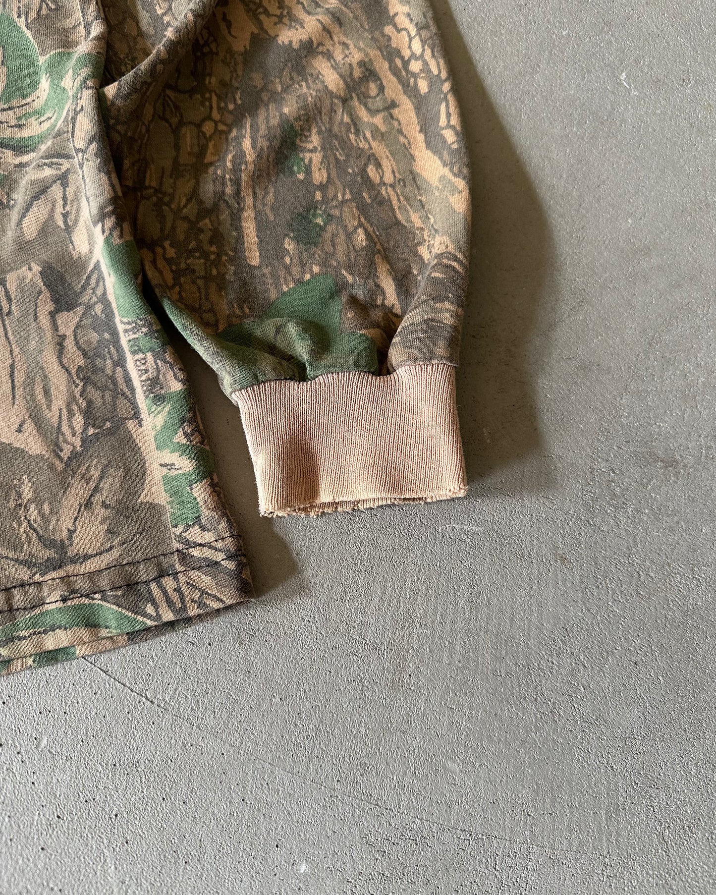 1990s - Distressed Camo Longsleeve - XL
