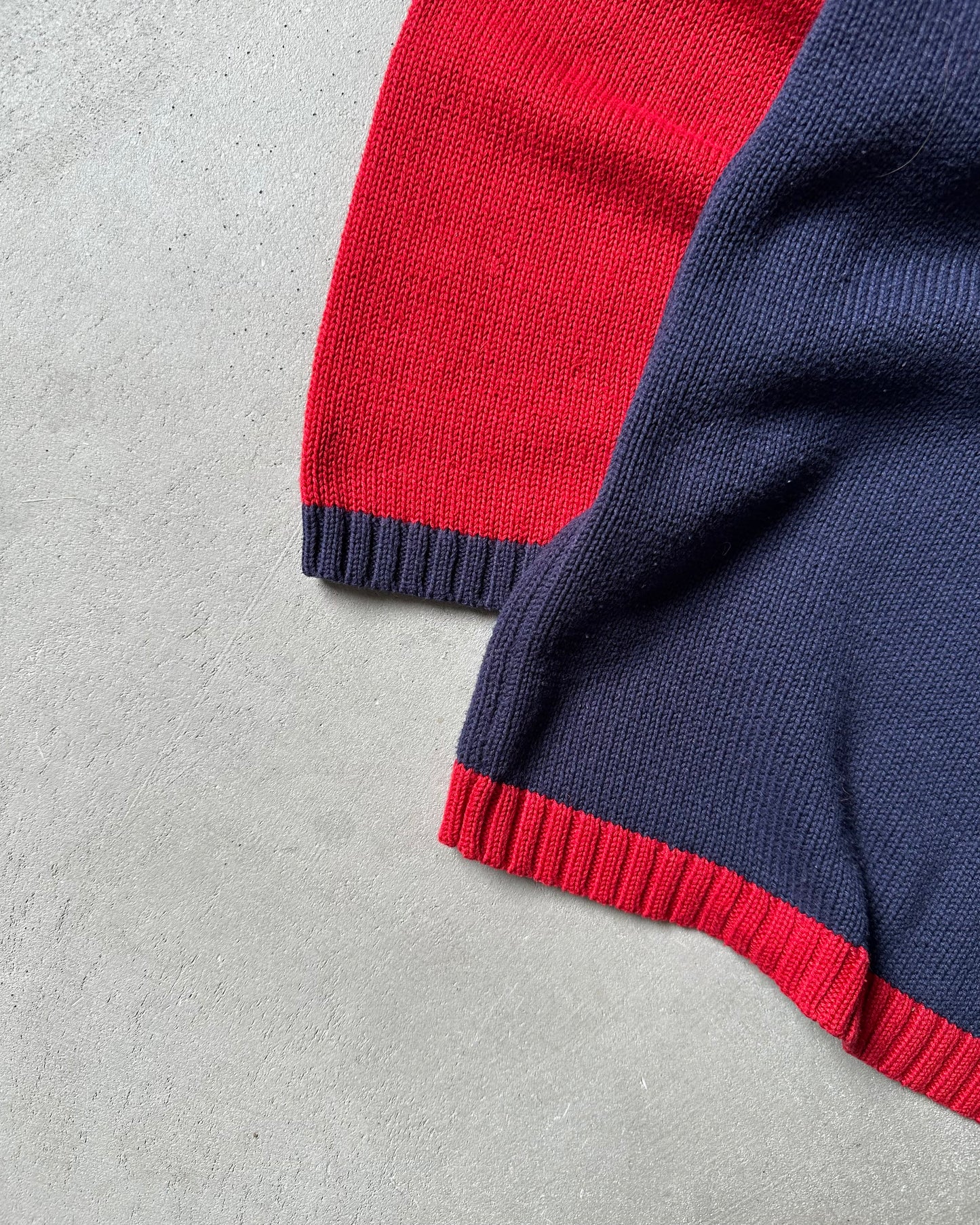 2000s - Navy/Red Star Women's Sweater - (W)L