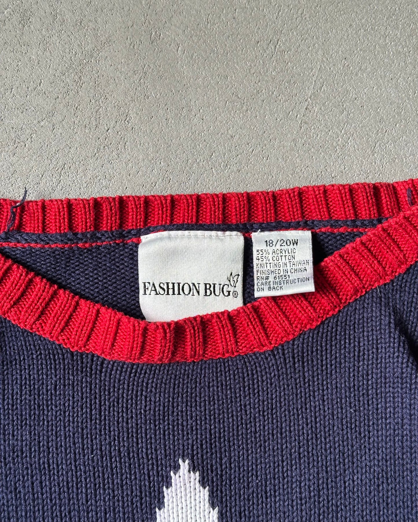 2000s - Navy/Red Star Women's Sweater - (W)L