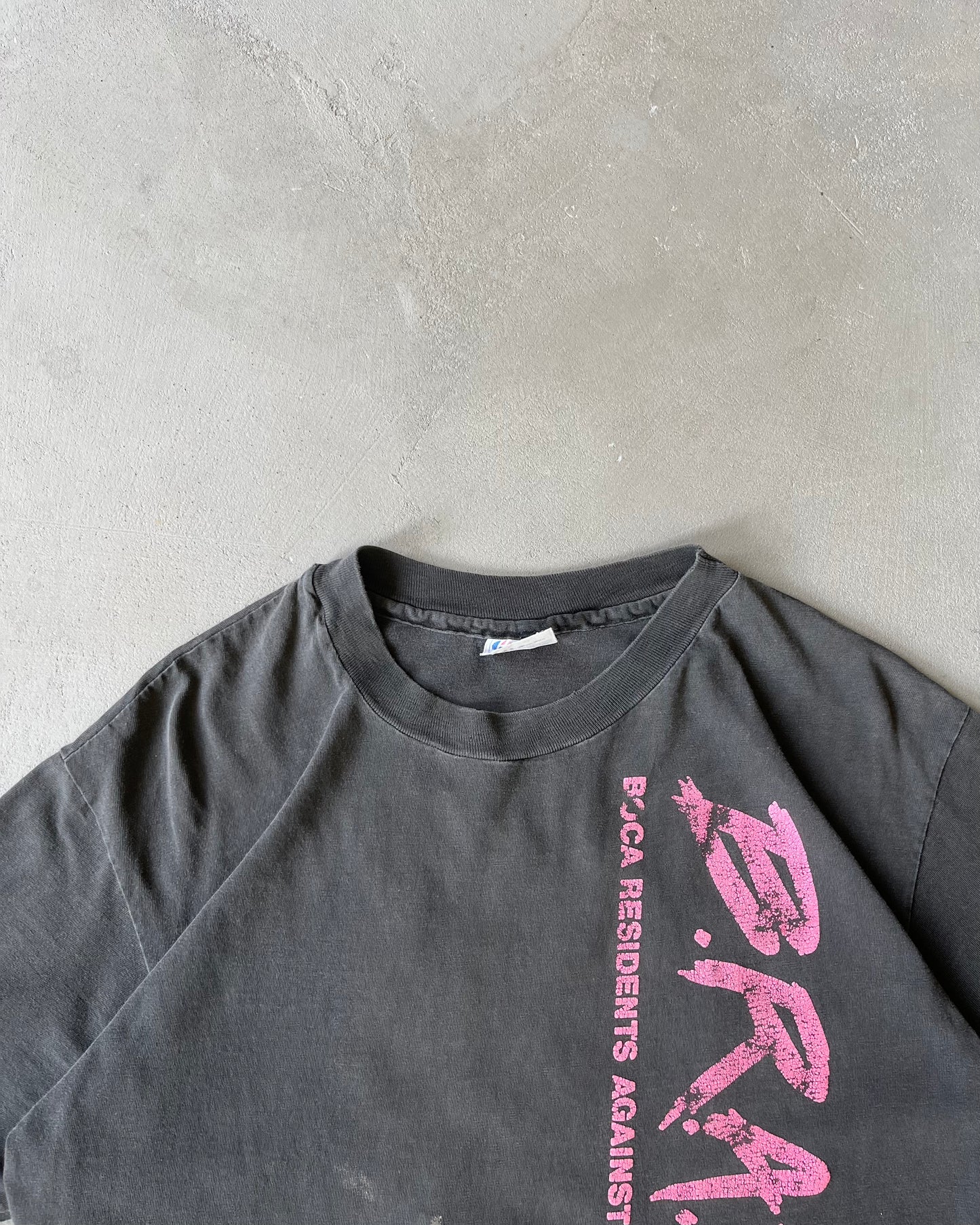 1990s - Distressed B.R.A.T T-Shirt - L