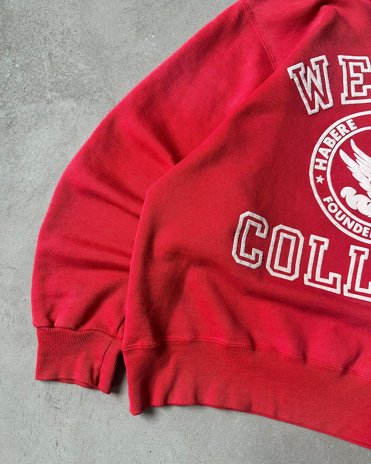1990s - Faded Red WELLS Champion Crewneck - M
