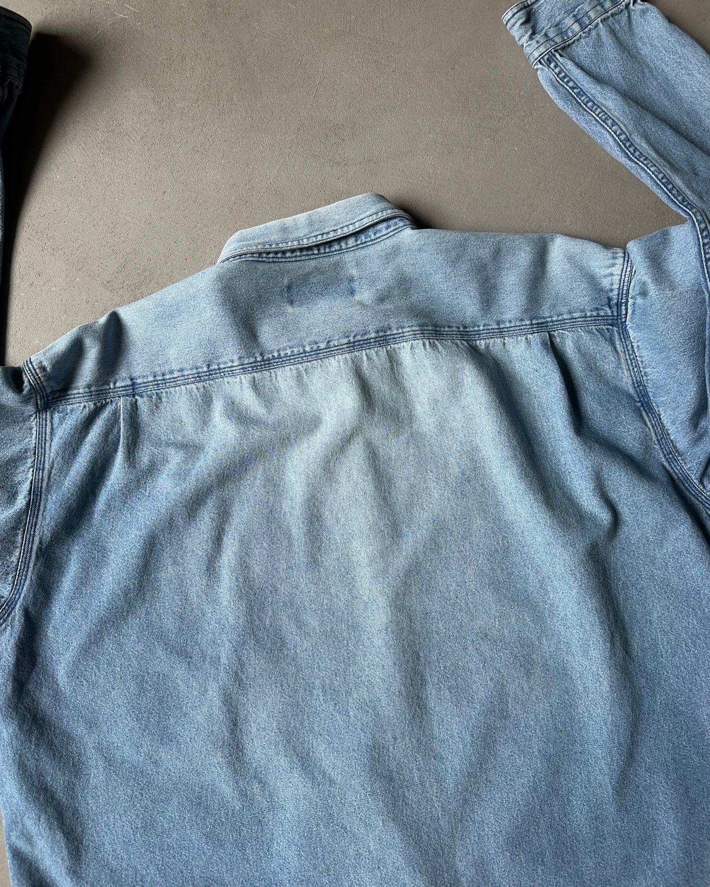 1990s - Blue Orvis Denim Shirt - XL