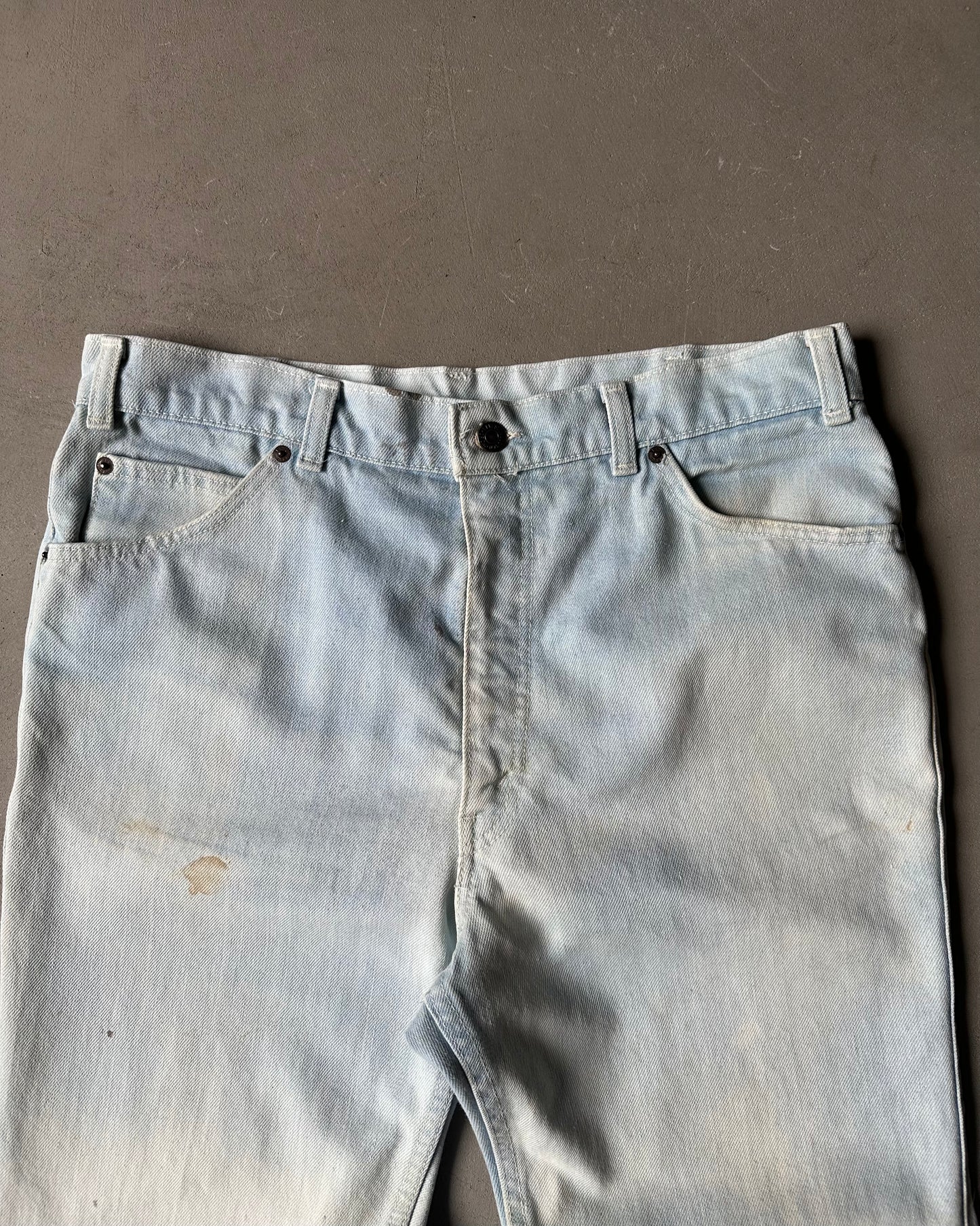 1980s - Lightwash Levi's Movin' On Bootcut Jeans - 33x30
