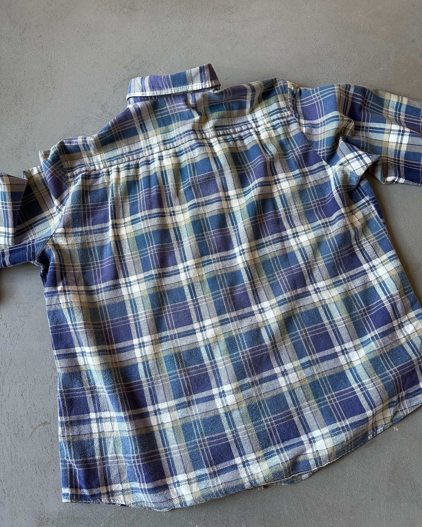 1990s - Blue/Tan Plaid Flannel - L