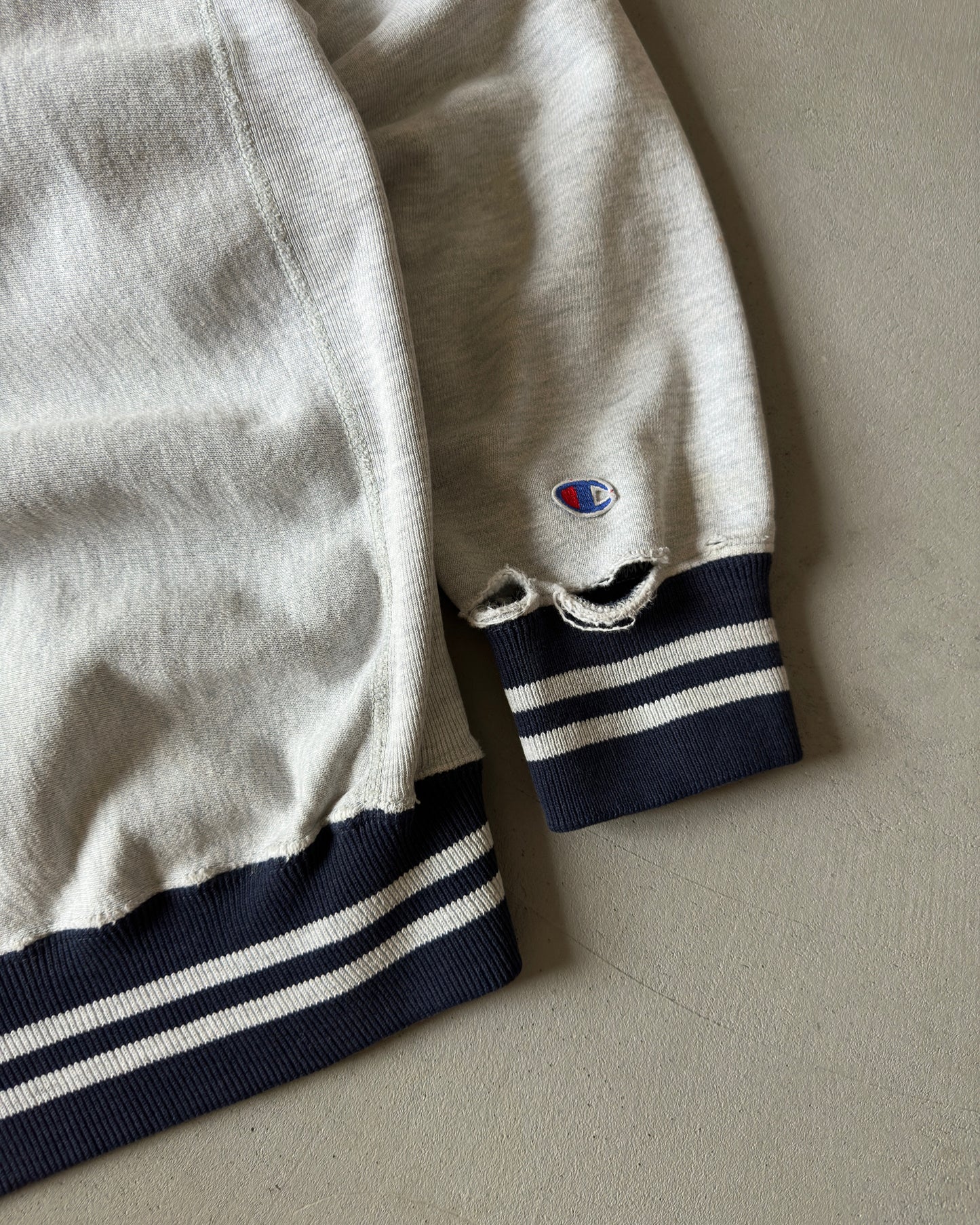 1990s - Grey/Navy Buffalo State Champion RW Crewneck - L