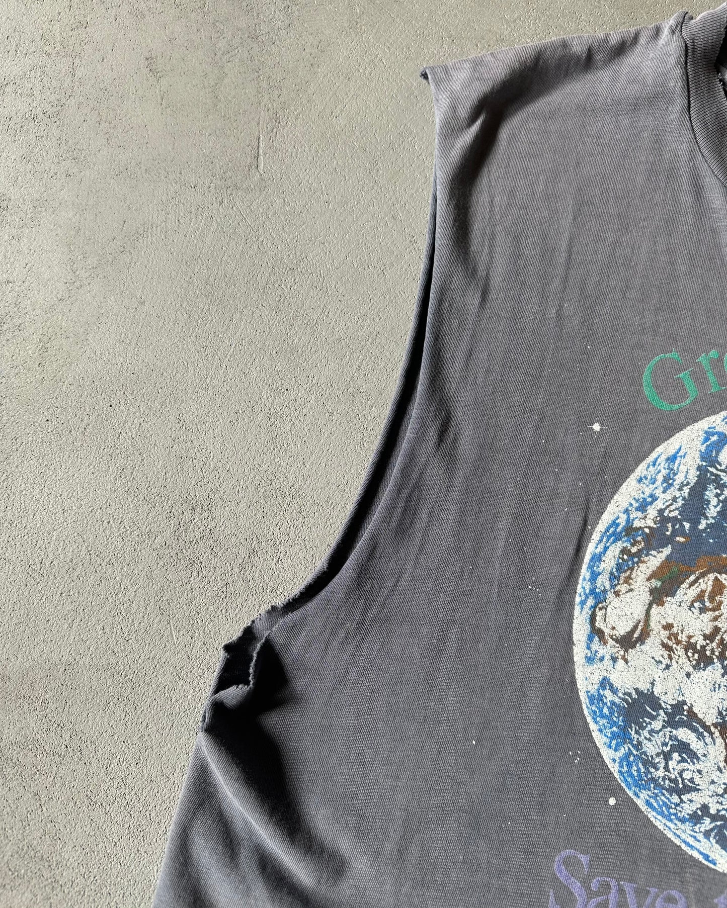 1990s - Distressed Greenpeace Cut Off Tank Top - L