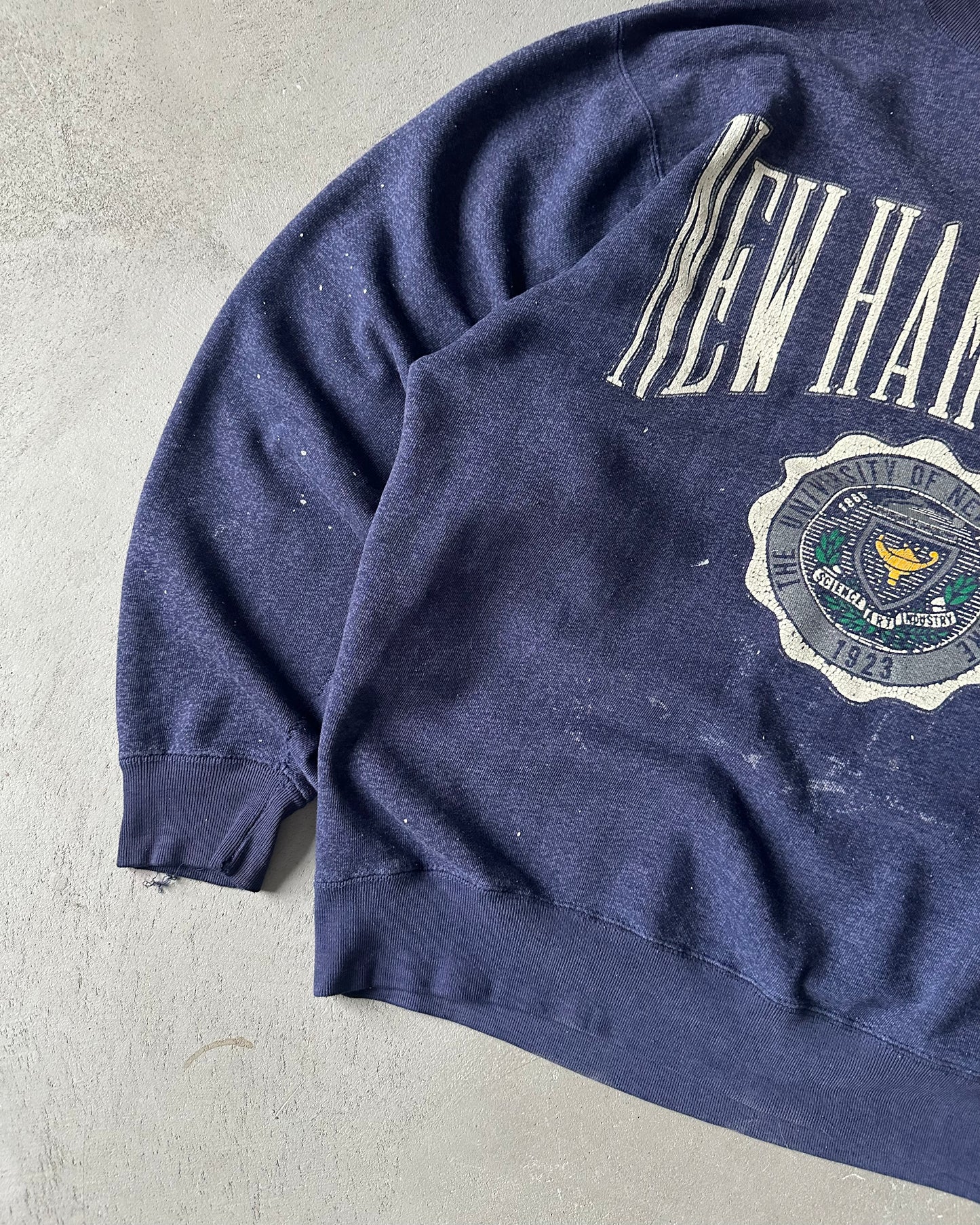 1980s - Distressed Navy New Hampshire Crewneck - L