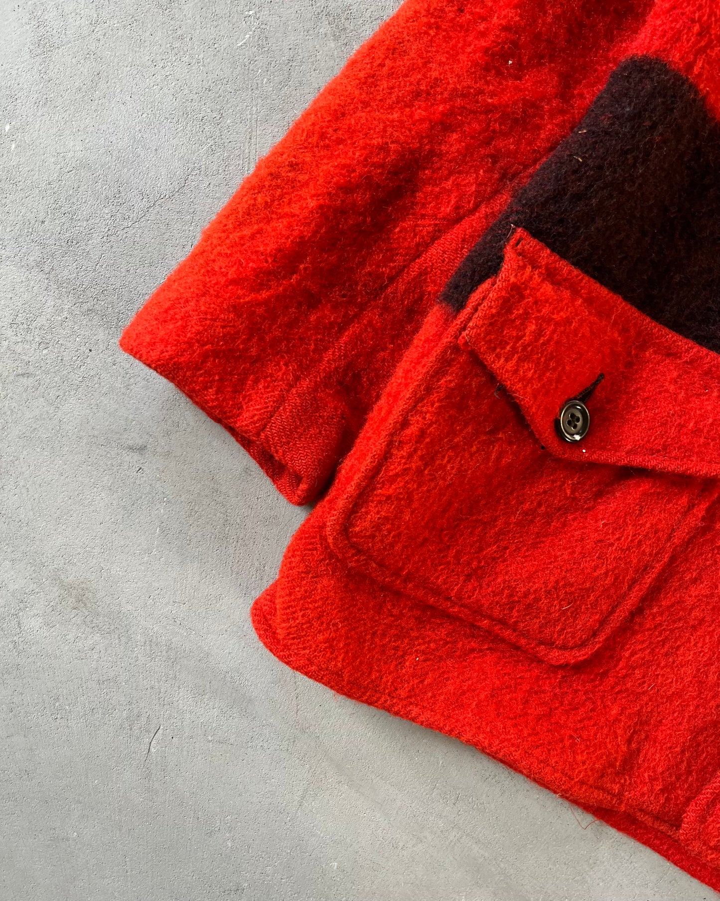 1930s - Red/Black Carrs Mackinaw Wool Coat - L