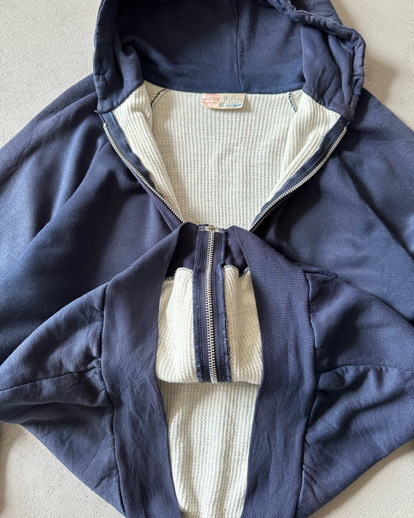 1980s - Navy Acrylic Thermal Zip-Up Hoodie - S/M