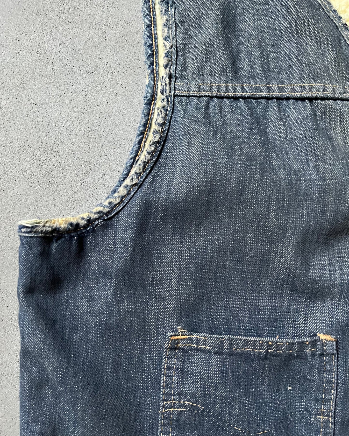 1970s - Distressed Roebucks Sherpa Denim Vest - M