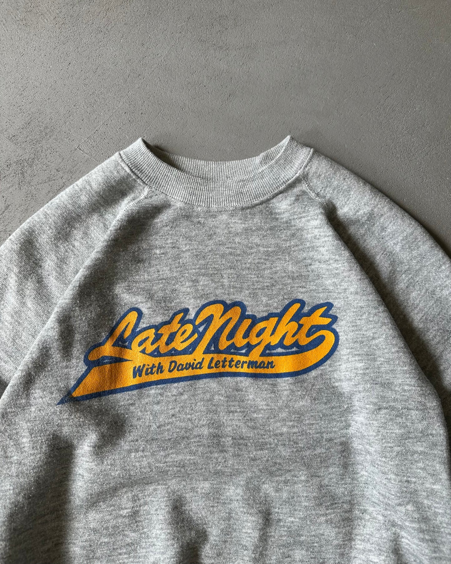 1990s - Heather Grey Late Night Raglan Crewneck - XS