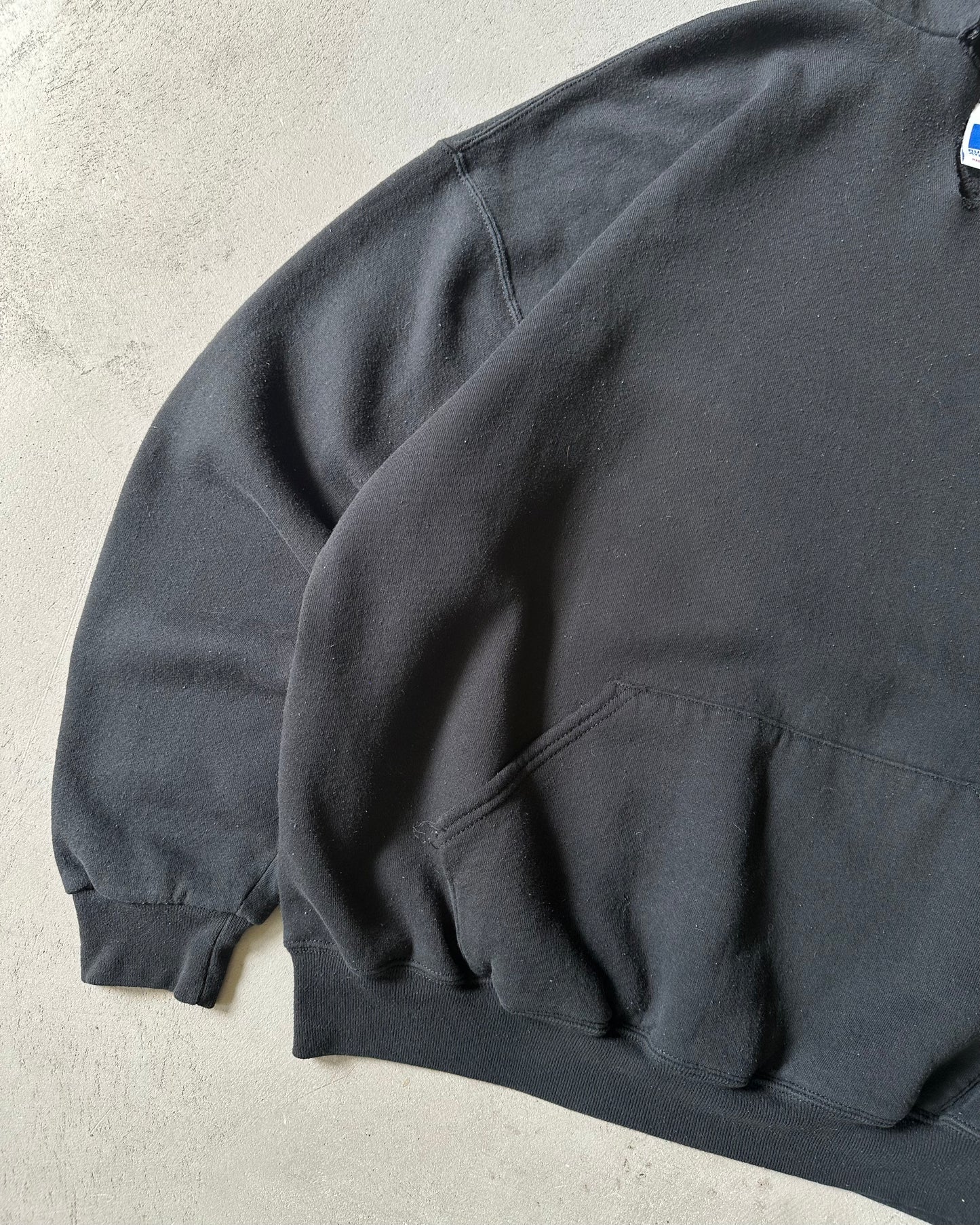 1990s - Distressed Black Russell Hoodie - XL