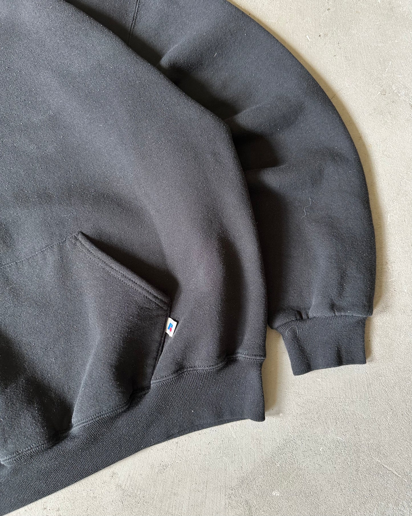 1990s - Distressed Black Russell Hoodie - XL