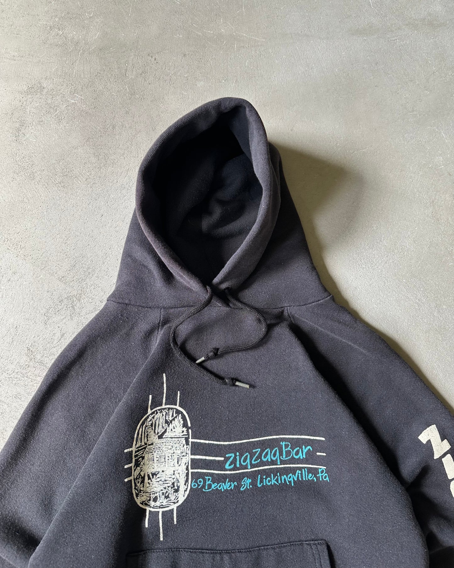1970s - Faded Black Zig Zag Bar Raglan Hoodie - XS