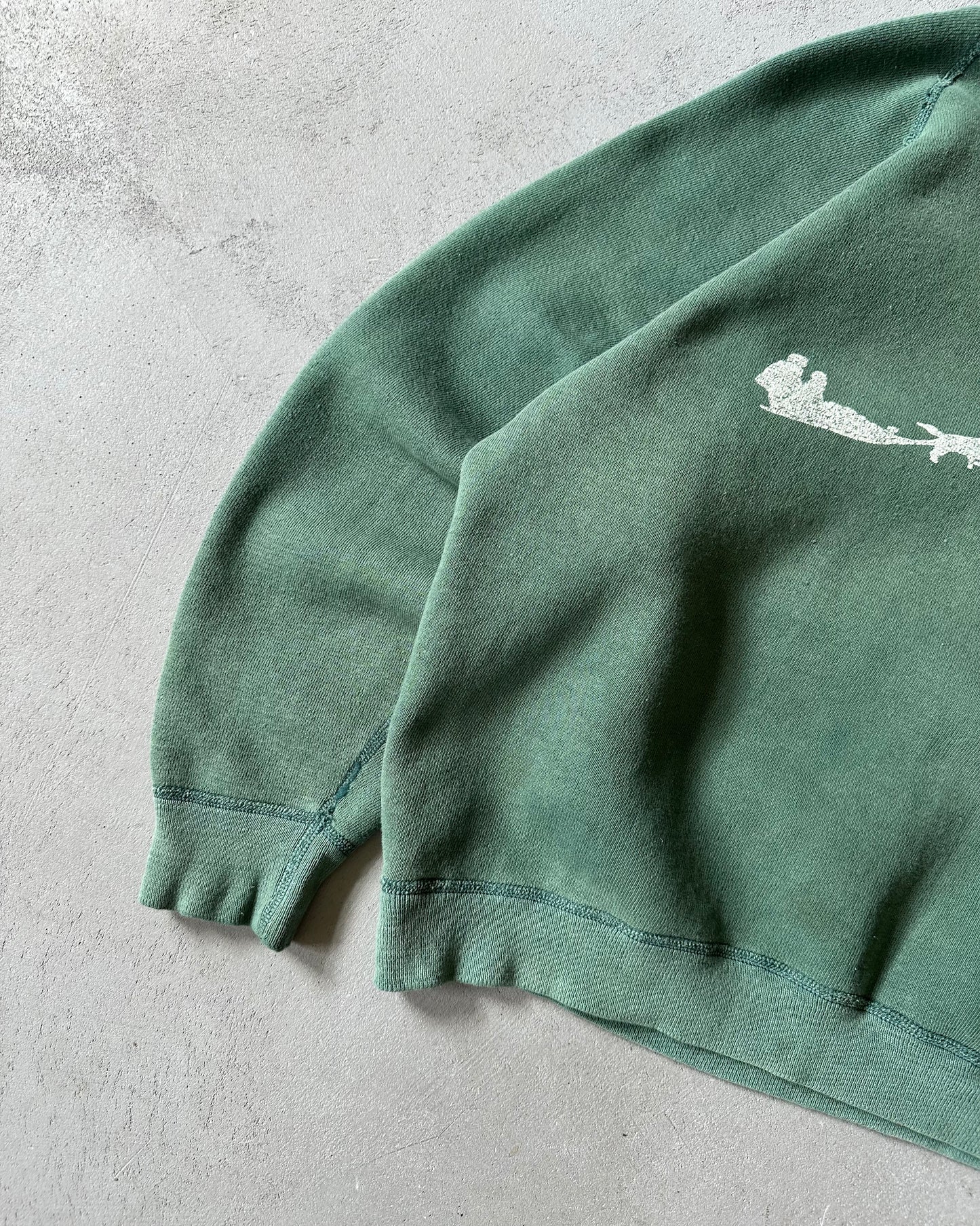1960s - Faded Green North By Northwest Raglan Crewneck - S