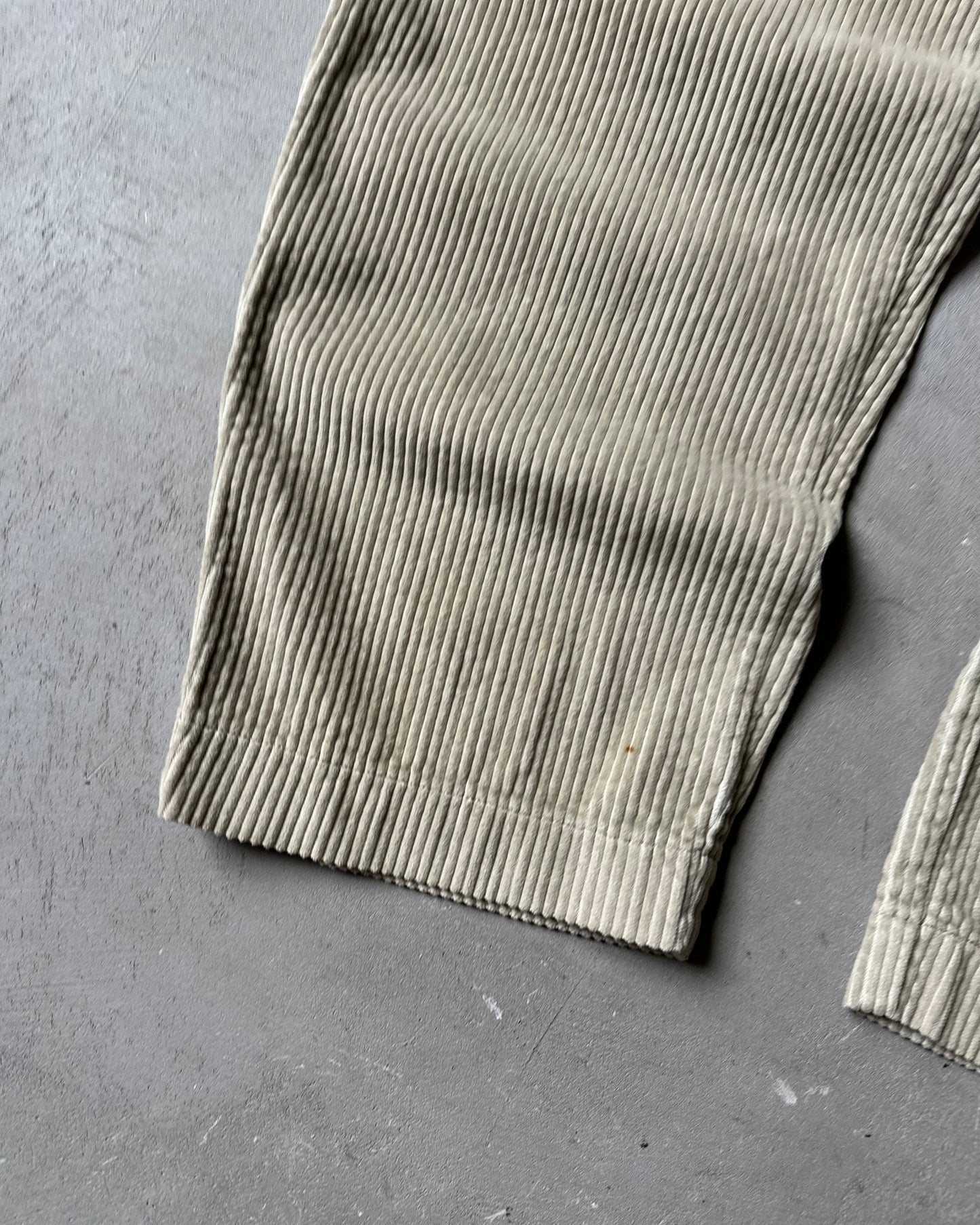 2000s - Beige A&F Corduroy Trousers - 33x31