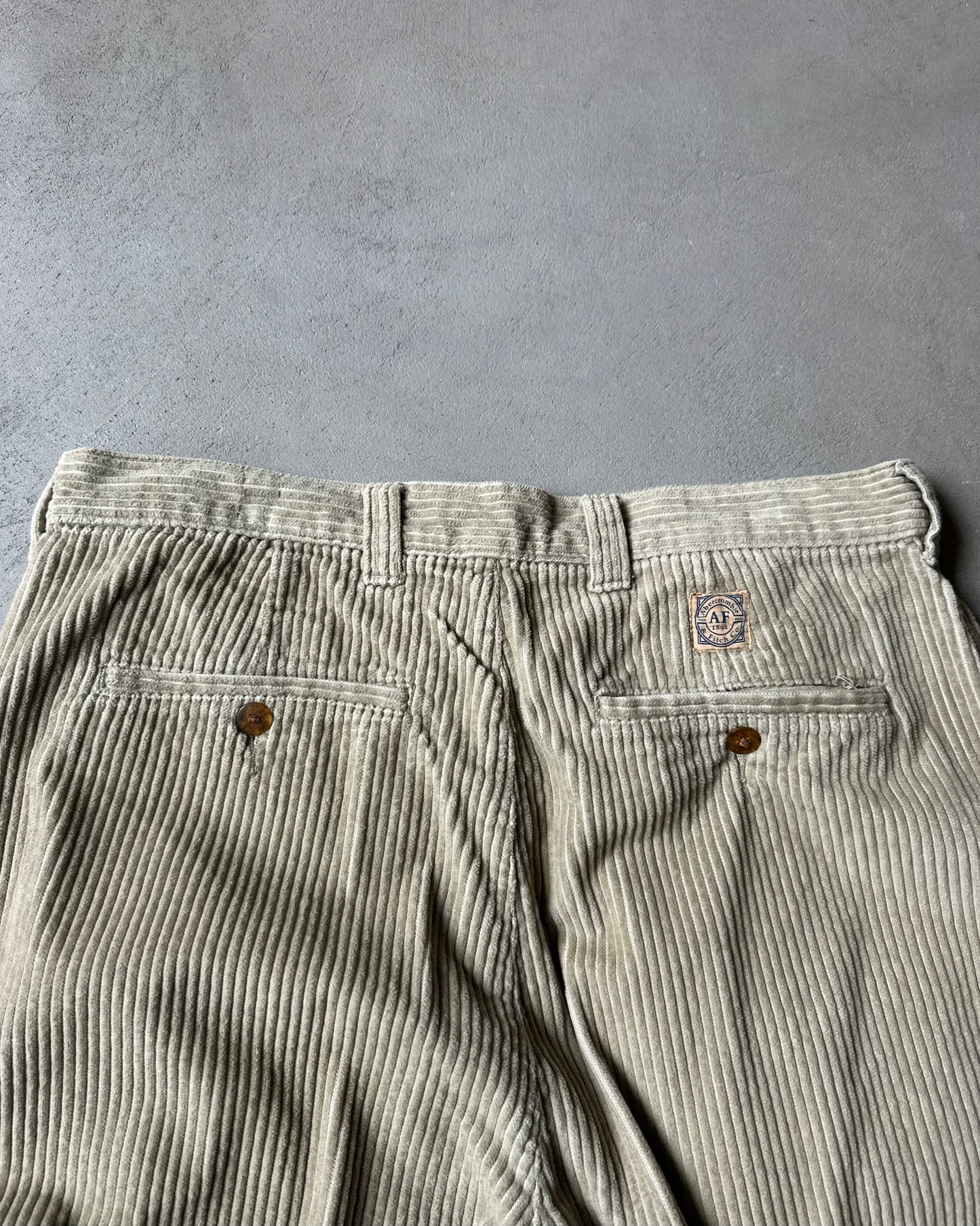 2000s - Beige A&F Corduroy Trousers - 33x31