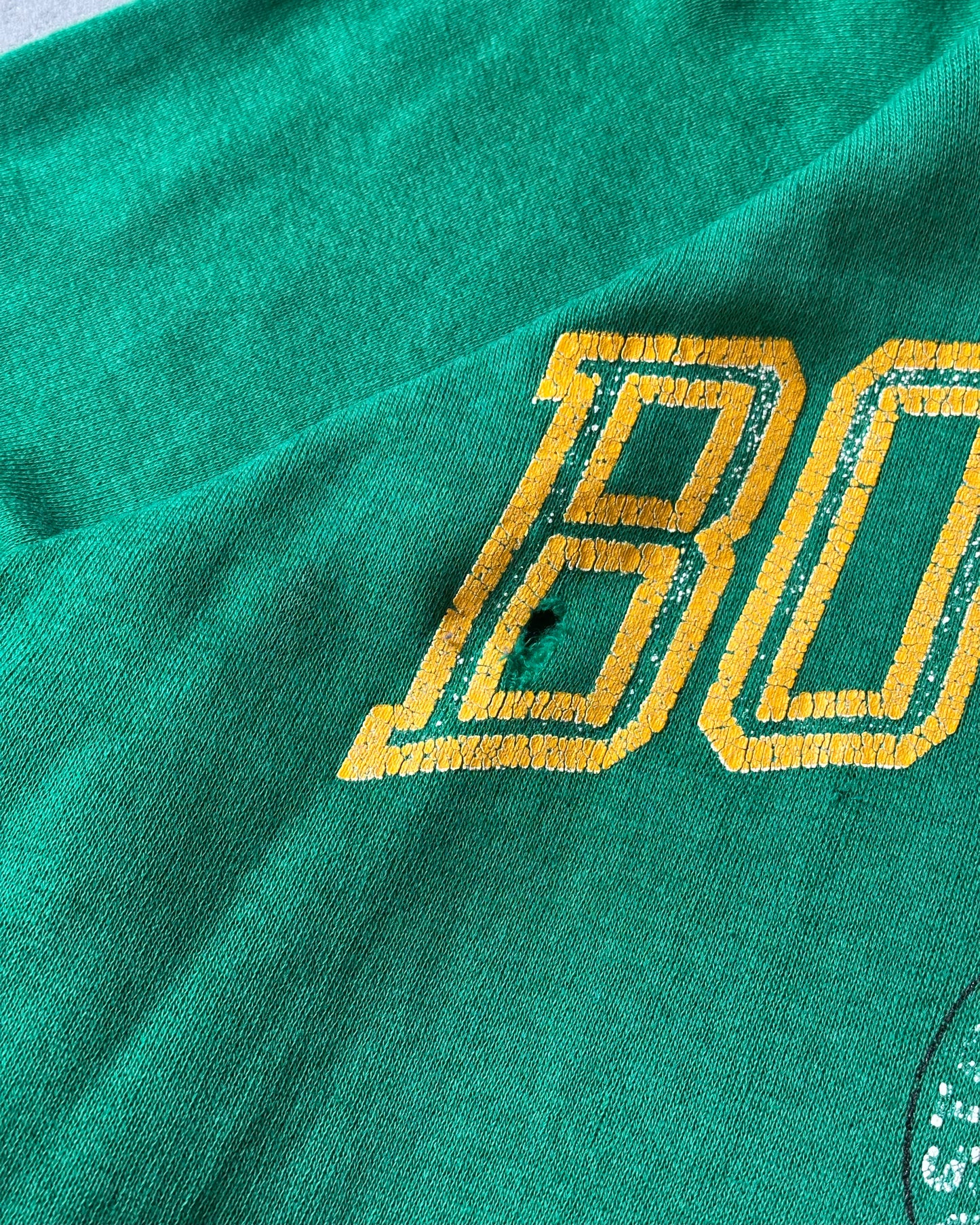 1980s - Distressed Green Celtics Crewneck - M