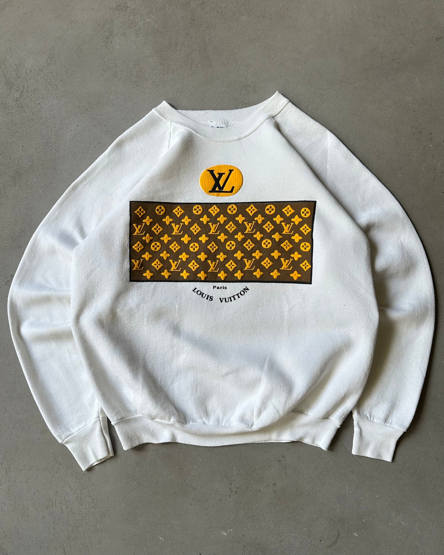 1990s - White LV Bootleg Crewneck - L