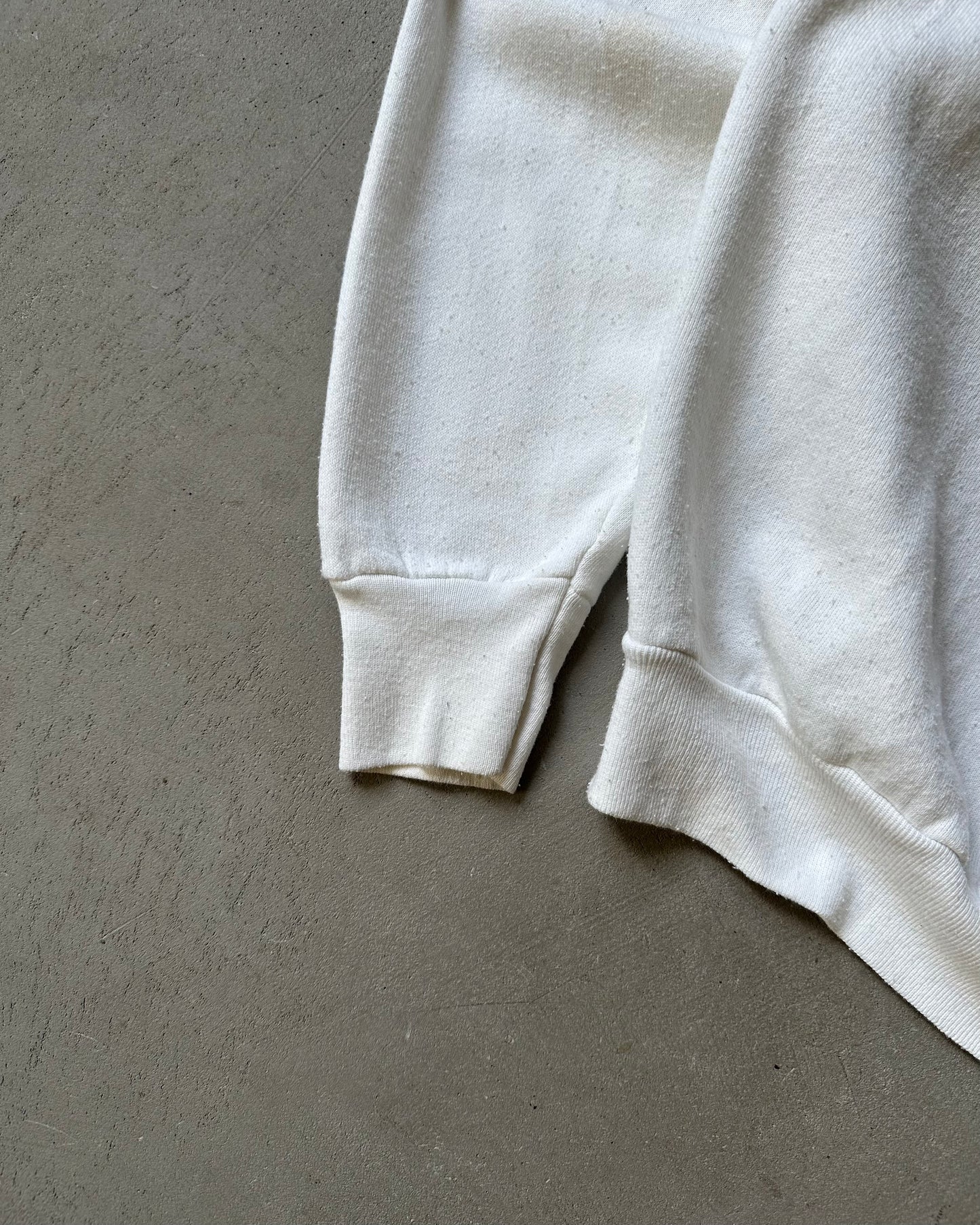 1990s - White LV Bootleg Crewneck - L