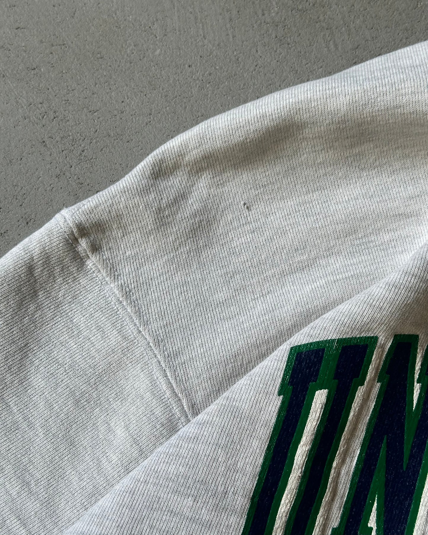 1990s - Distressed Ash Grey River Falls Champion Crewneck - L/XL