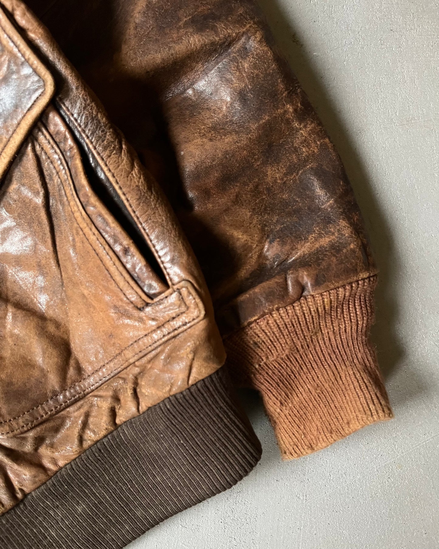 1990s - Distressed Brown Aviator Leather Jacket - M