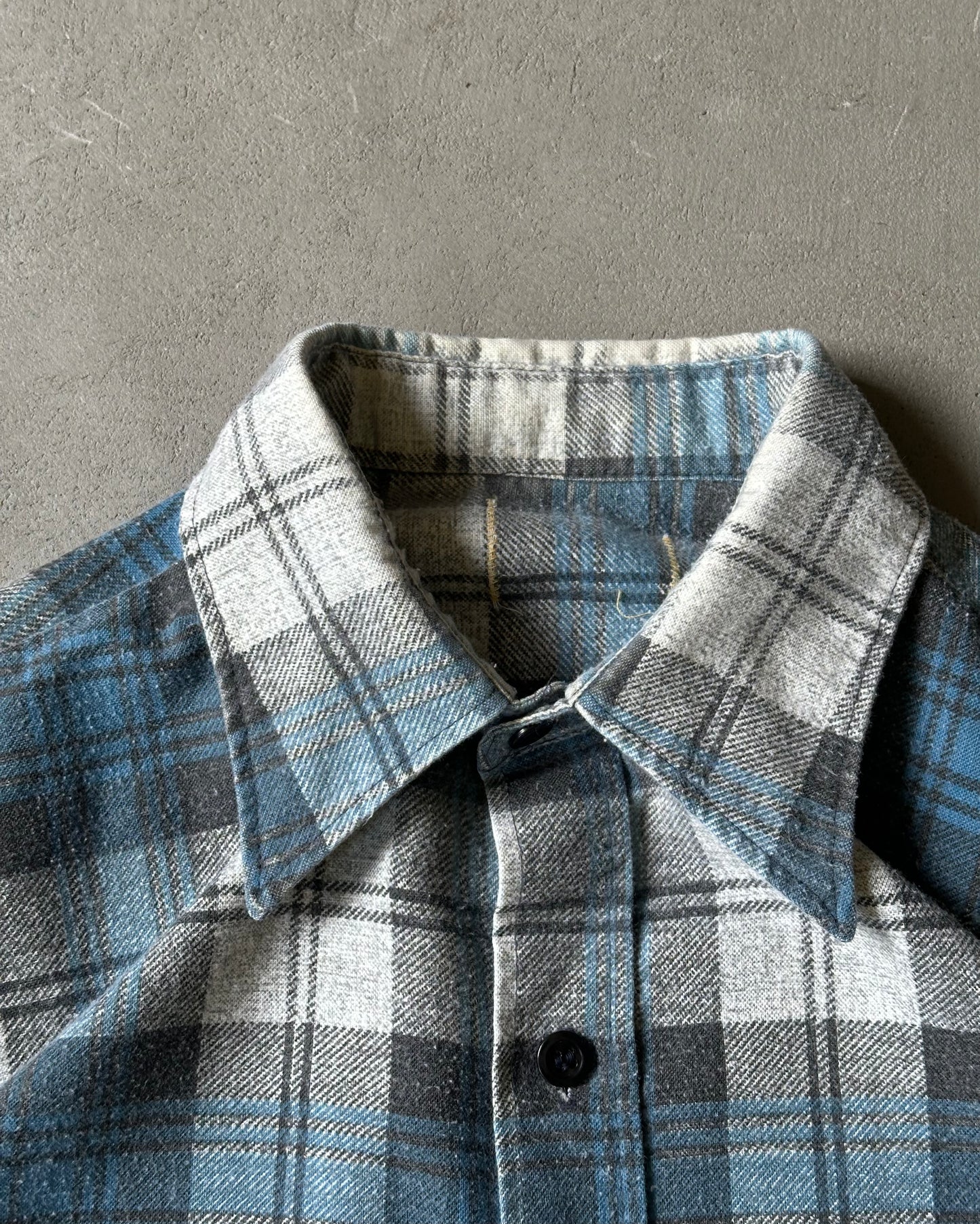 1980s - Blue/Grey Plaid Flannel - L/XL